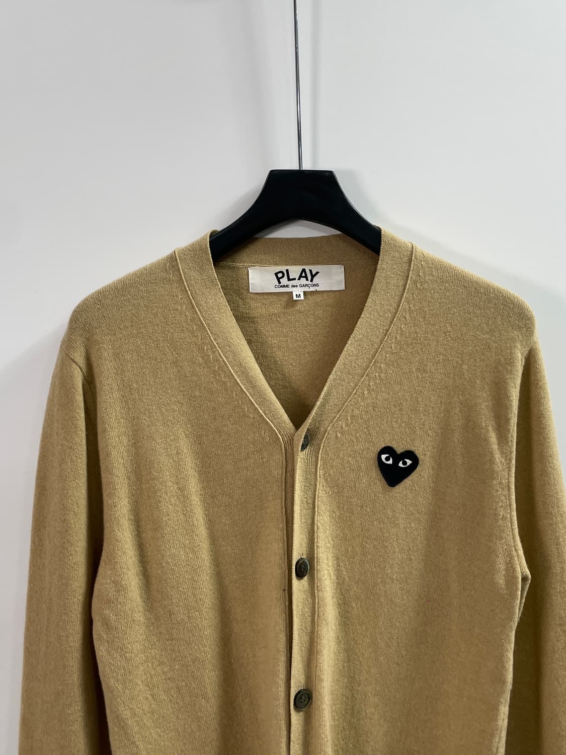 꼼데가르송 와펜 브이넥 가디건 (on.165) 상품이미지2