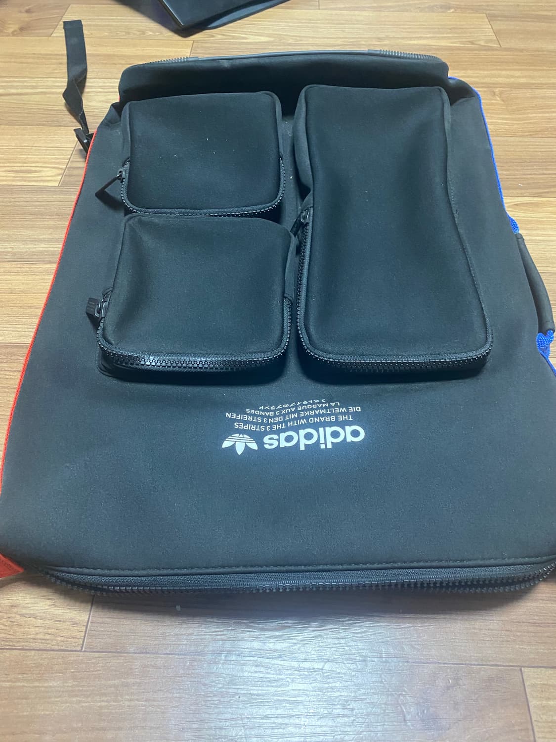 아디다스 NMD 백팩 S (CE5617) 상품이미지3