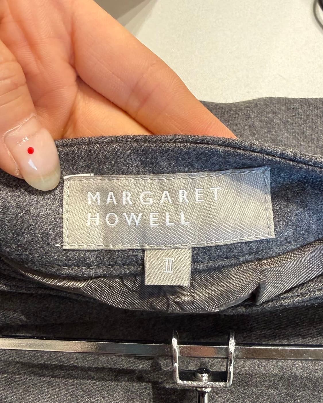 마가렛 호웰 차콜 랩 핀턱 미디스커트 상품이미지8