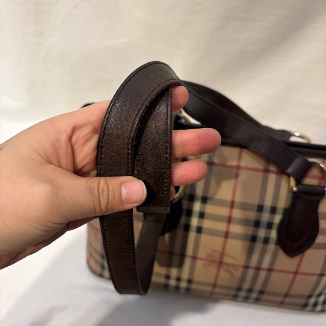 버버리 체크 숄더백 가방 상품이미지5