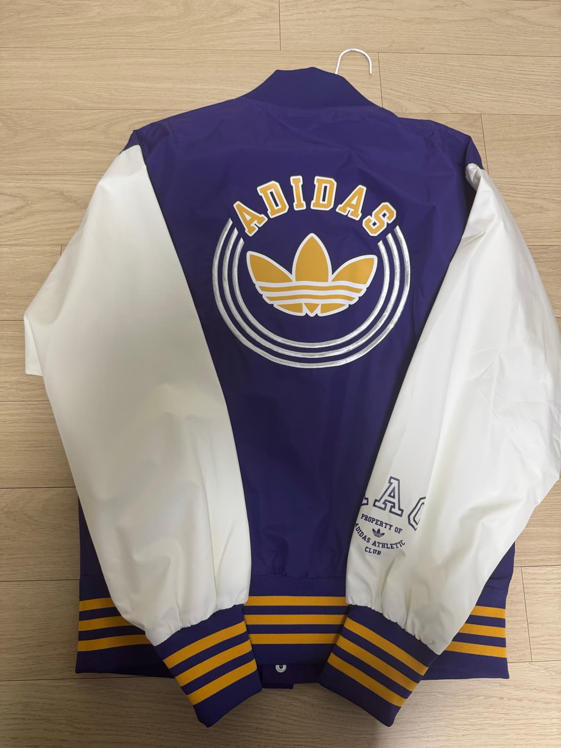 아디다스 바시티 바람막이 상품이미지2