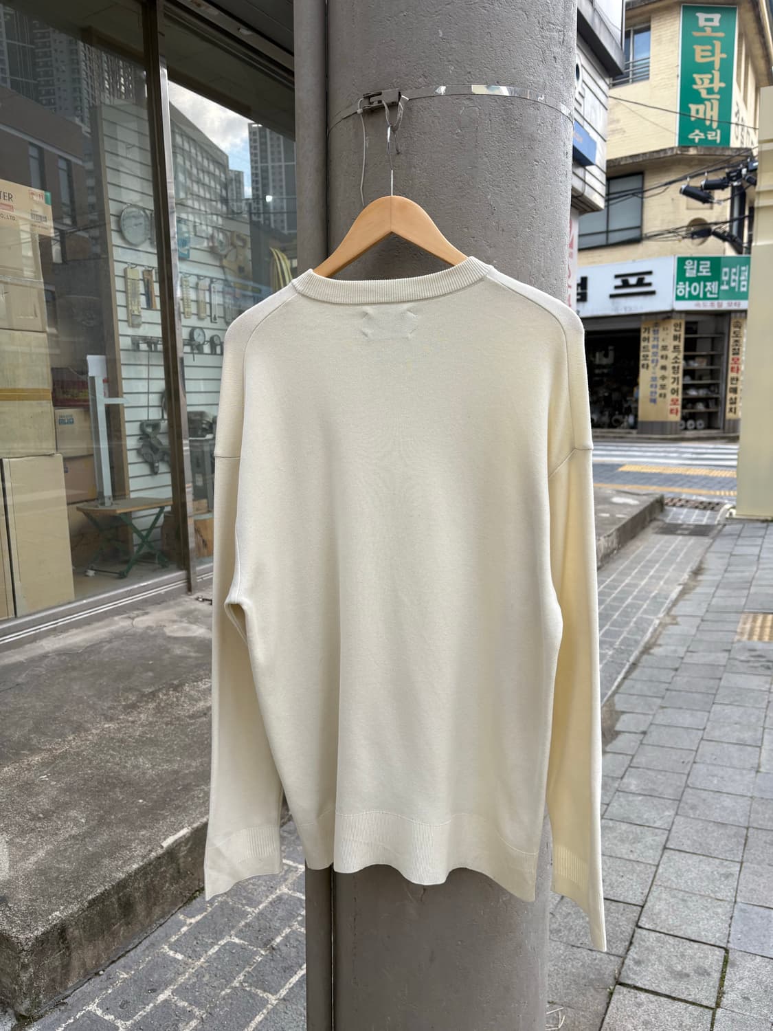 유나이티드 도쿄 바닐라 크림 니트 상품이미지4