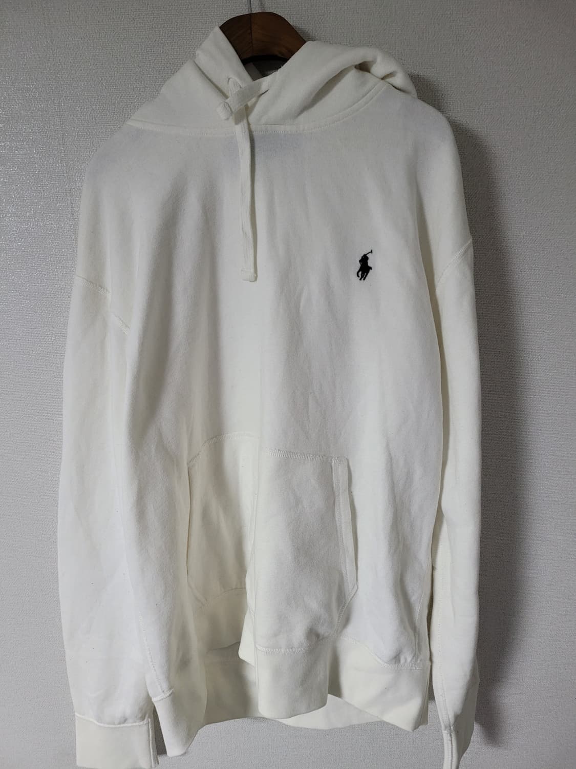 가슴60) 폴로 후드티 화이트 상품이미지1