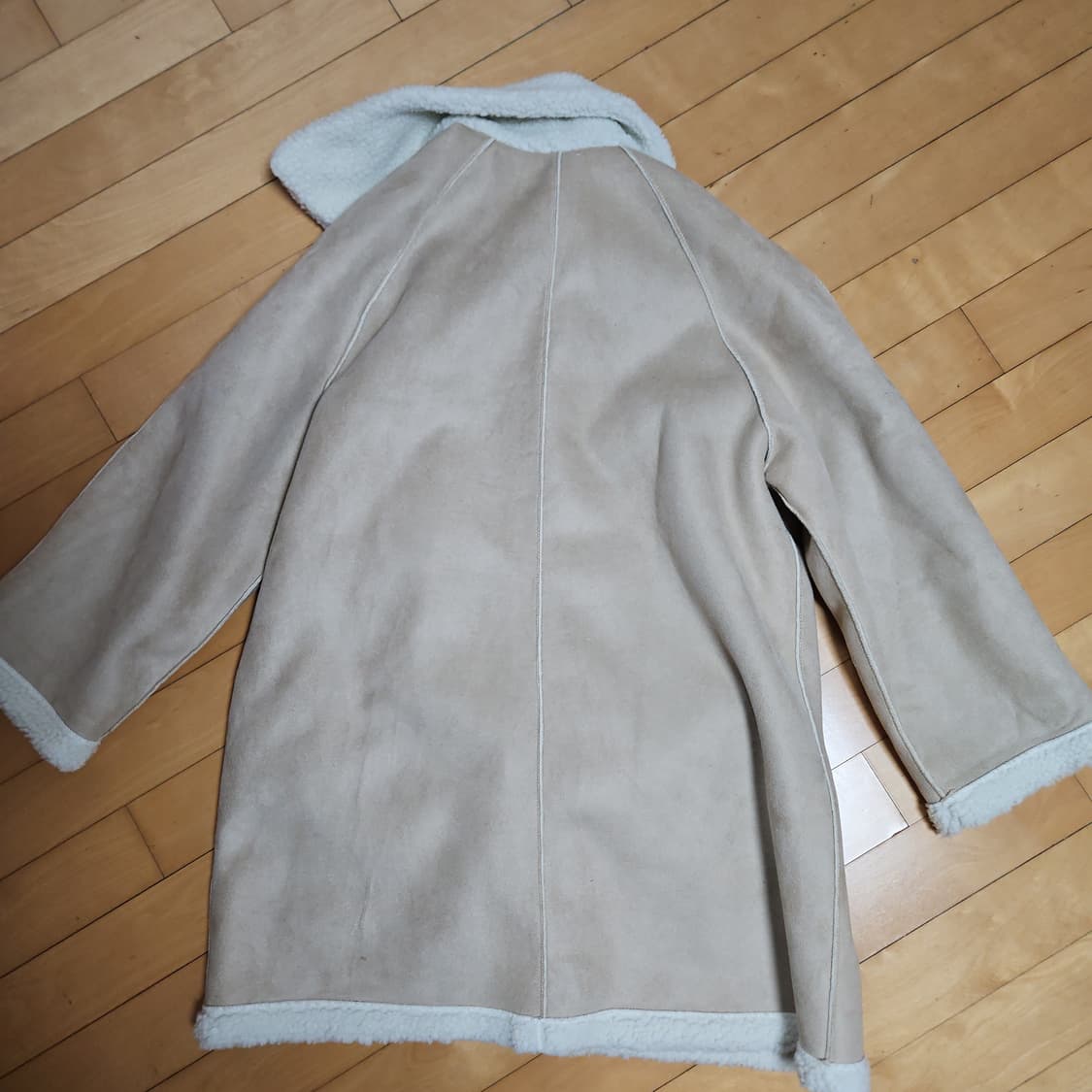 리버서블 인조 무스탕 뽀글이 하프코트 상품이미지2