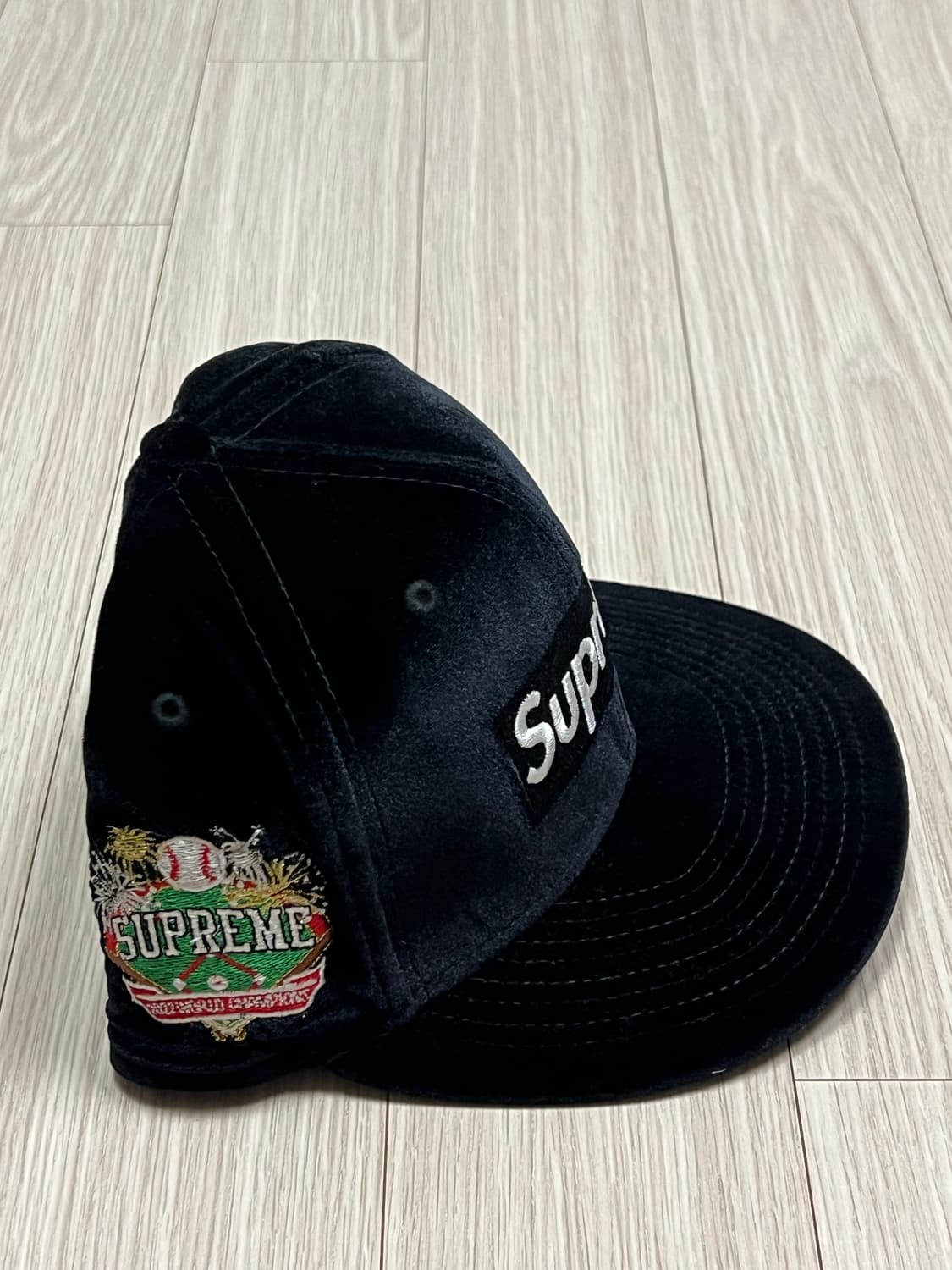 슈프림x뉴에라 스냅백 상품이미지3