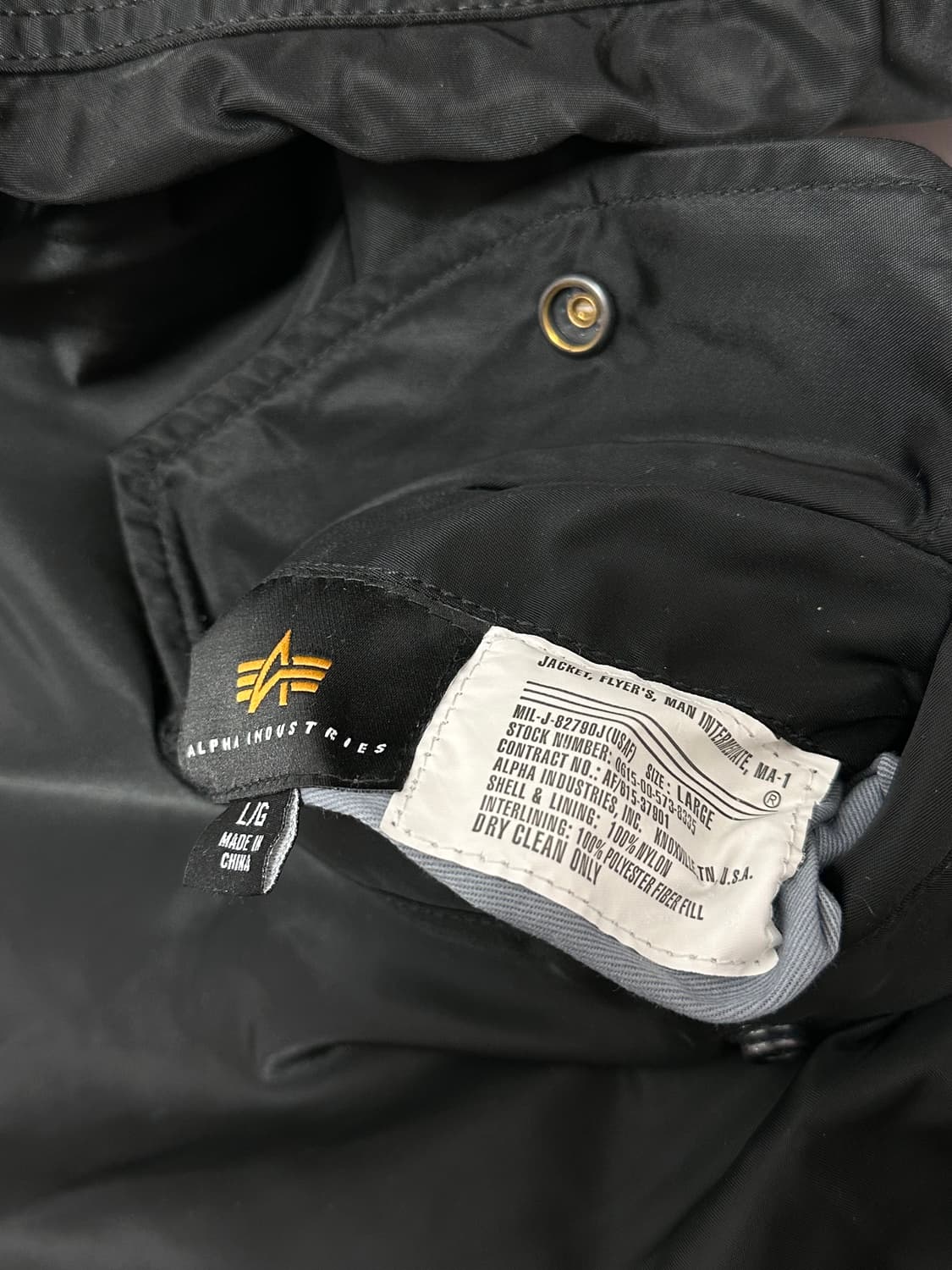 알파인더스트리 ma-1 항공점퍼 리버서블 플라이트 자켓 상품이미지9