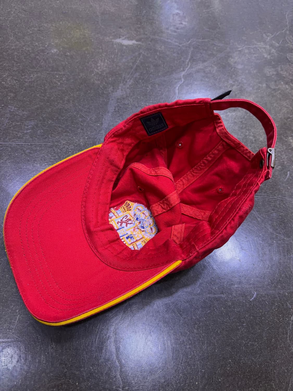 아디다스 오리지널 스페인 국가대표 엠블럼 볼캡 레드 상품이미지7