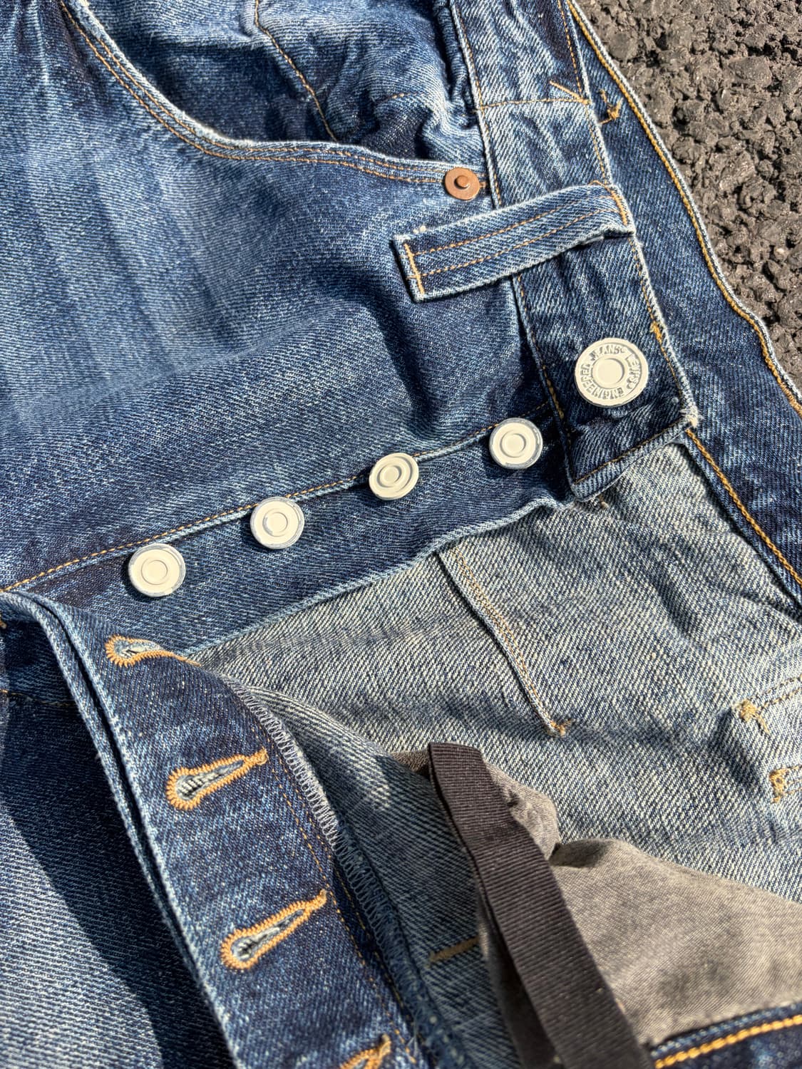 유럽판 리바이스 엔지니어드 진 신치백 상품이미지5