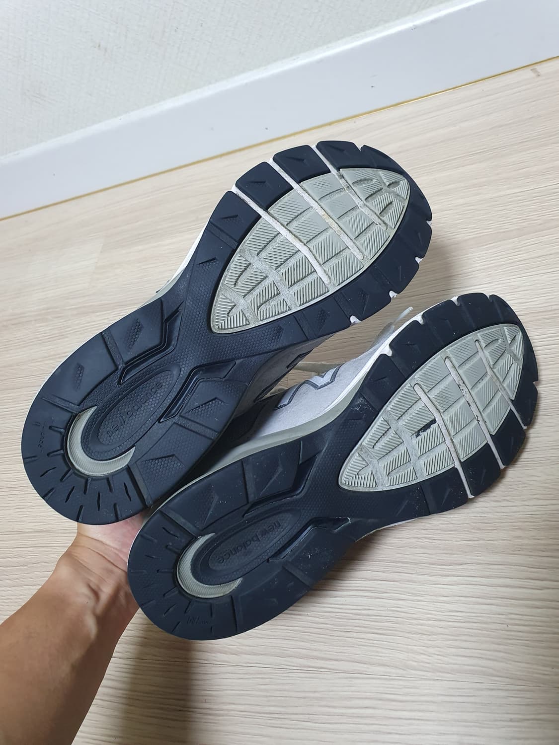 뉴발란스 990v5 그레이 운동화 270 상품이미지7