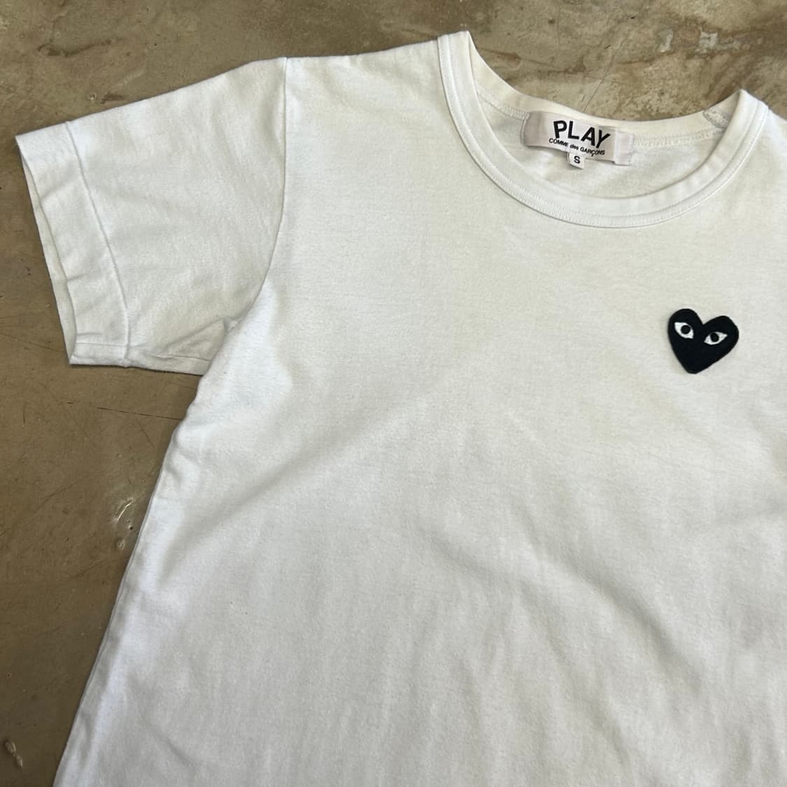 🫶🏻 꼼데가르송 블랙하트와펜 여성용 White 반팔티 🫶🏻 상품이미지2
