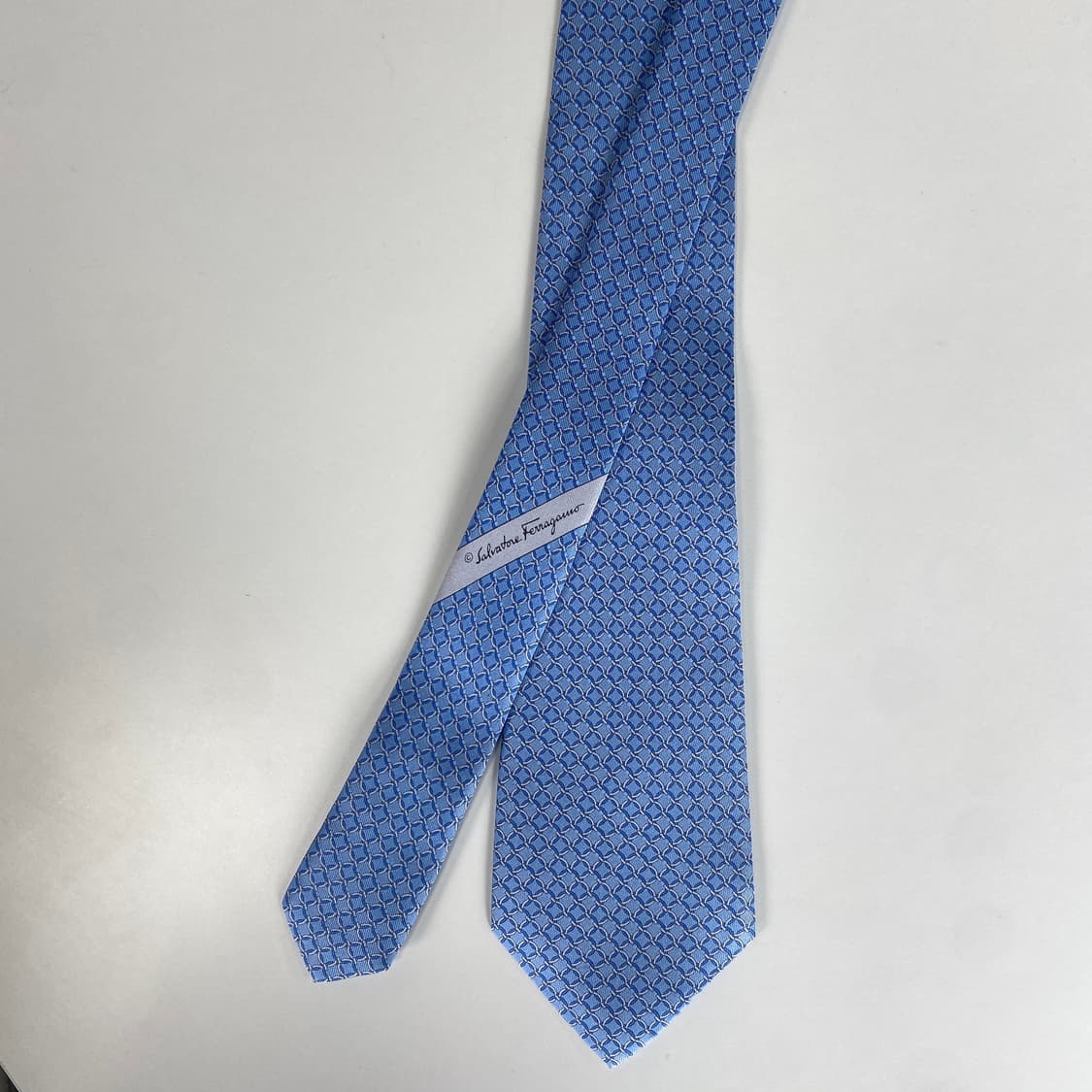 페레가모(Ferragamo) 명품 정품 넥타이 8.7cm 상품이미지1