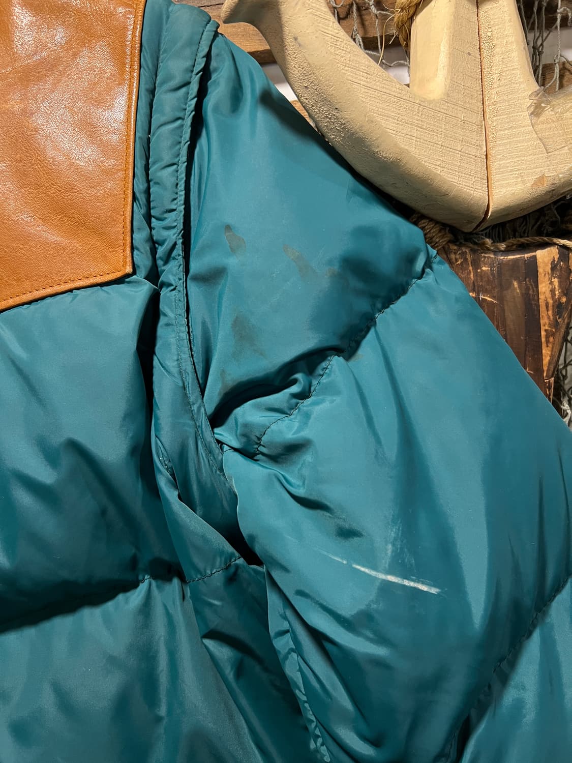 [M]90's 쇼트 USA Made 레더 베스트 분리형 그린 다운 패딩 상품이미지7