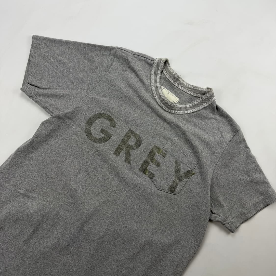 사카이 GREY 반팔 티셔츠 상품이미지2