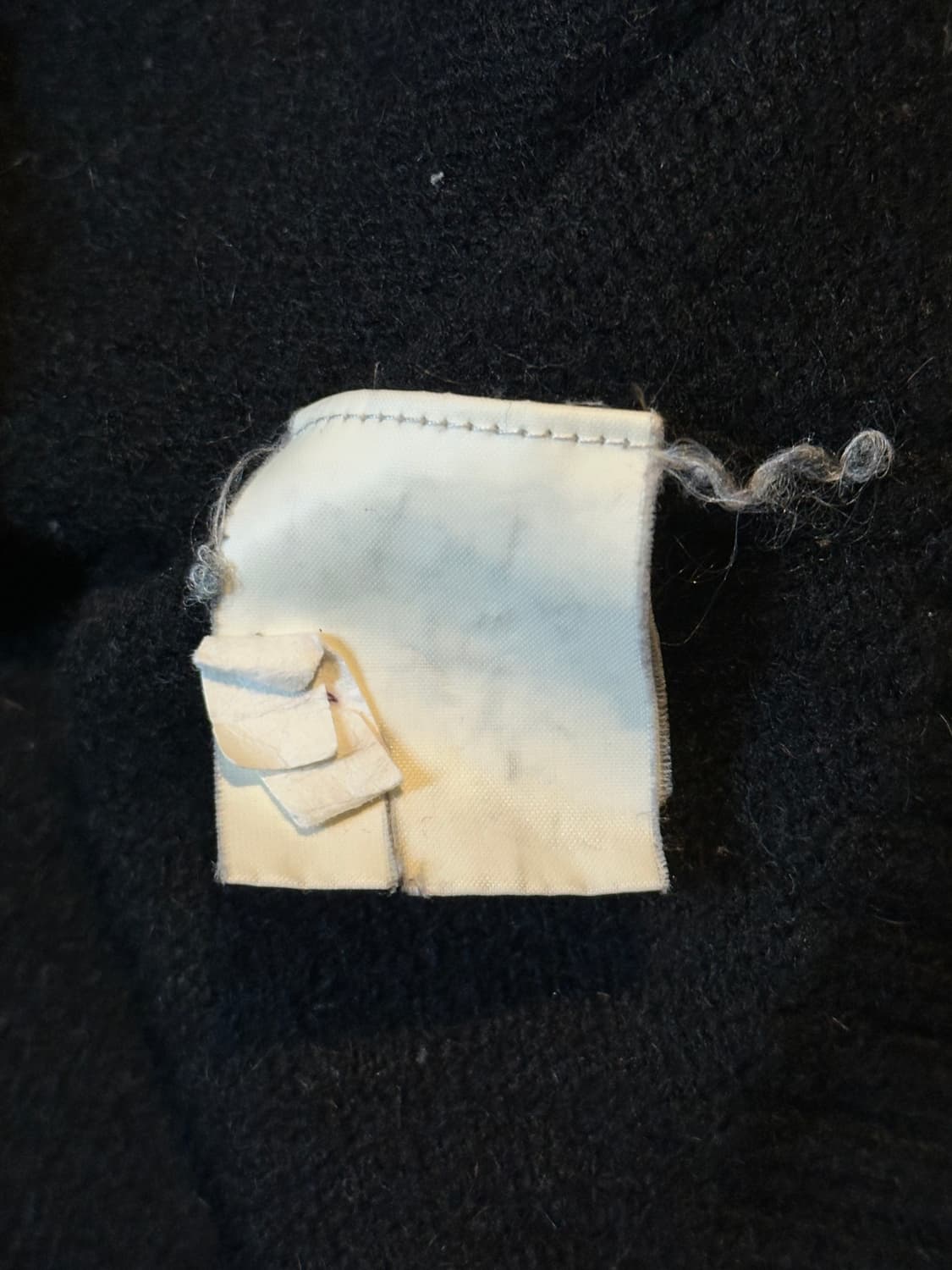 폴로 랄프로렌 브이넥 울 가디건 블랙 상품이미지5