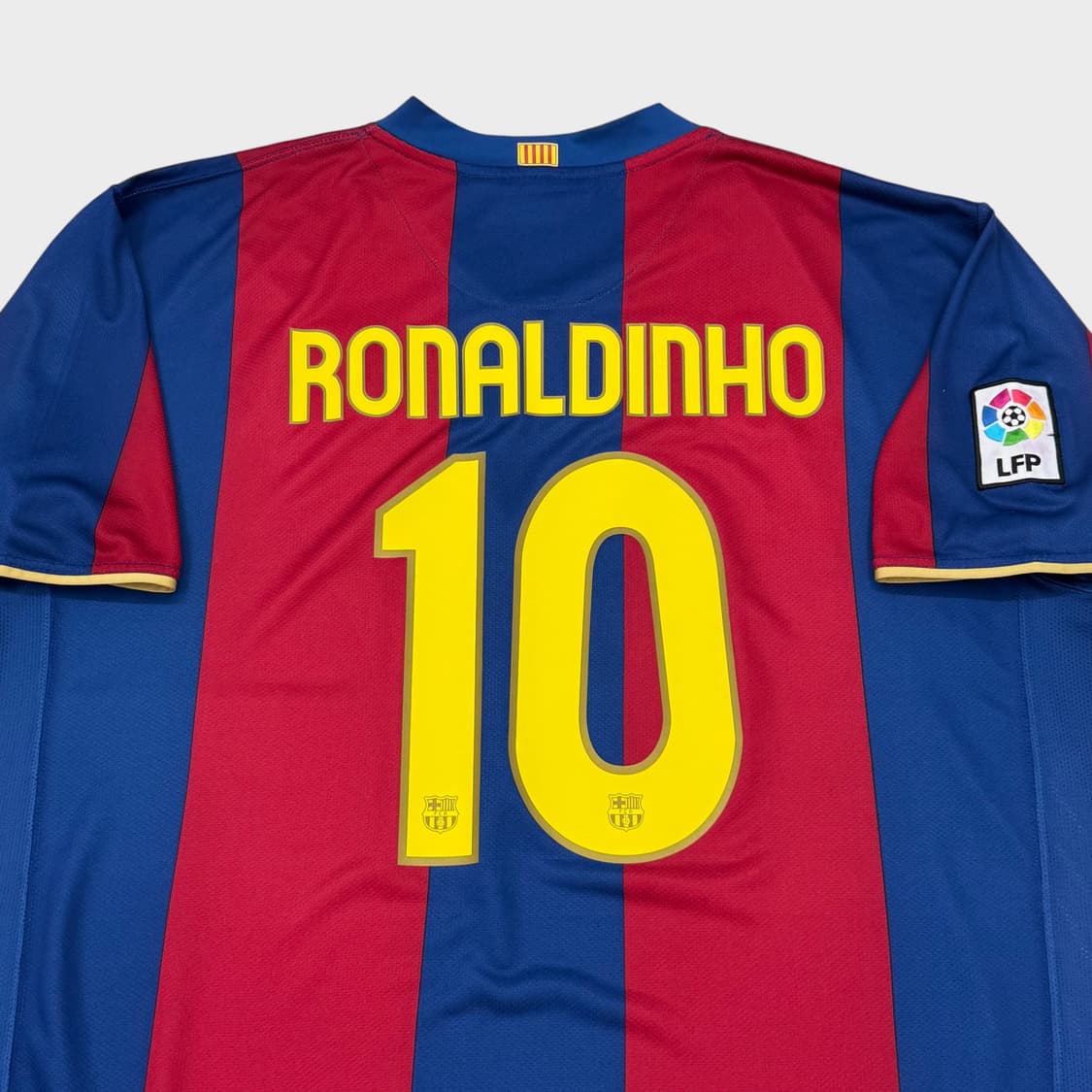 07-08 바르셀로나 홈 No.10 호나우지뉴 상품이미지7