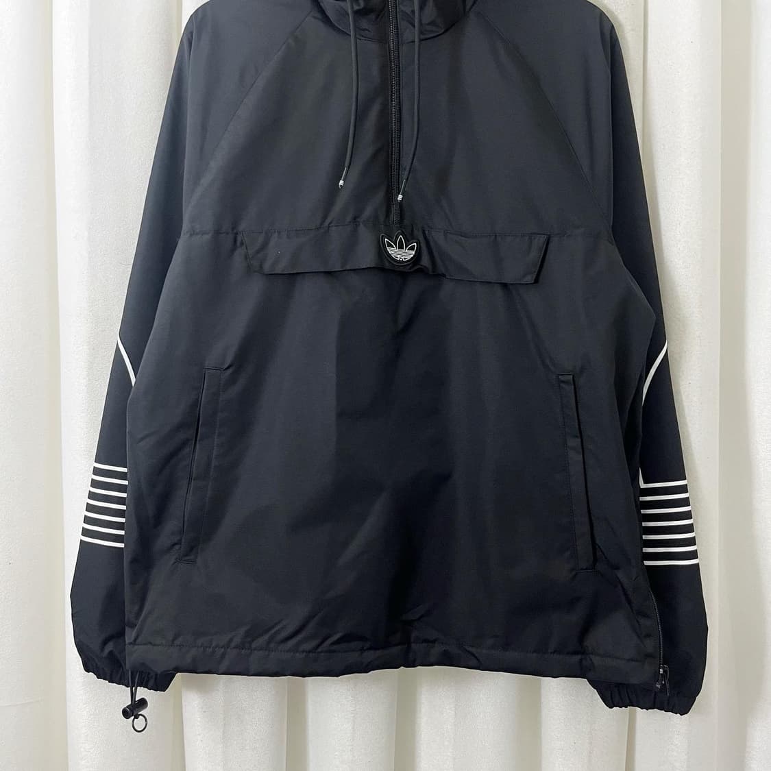 아디다스 블랙 윈드 후드 아노락 상품이미지5