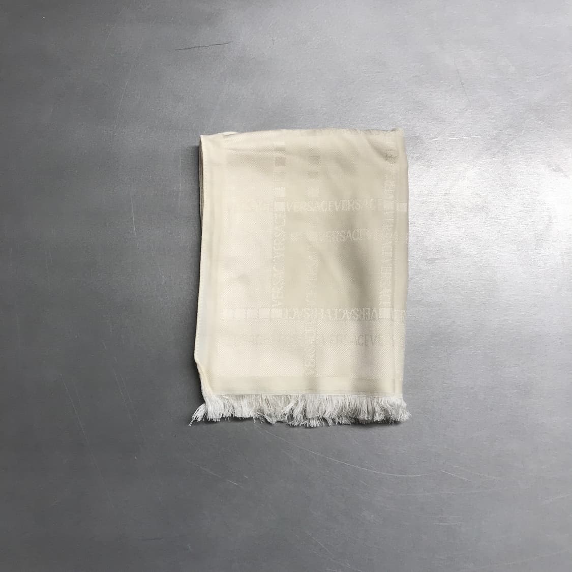 베르사체 실크 스카프 상품이미지2