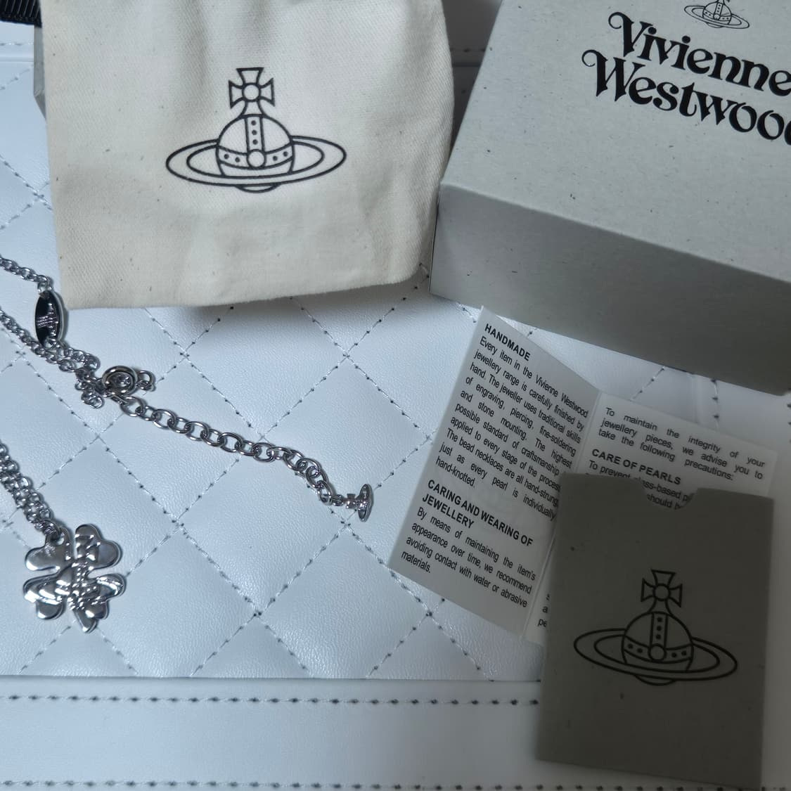 비비안웨스트우드 클로버 목걸이 상품이미지3