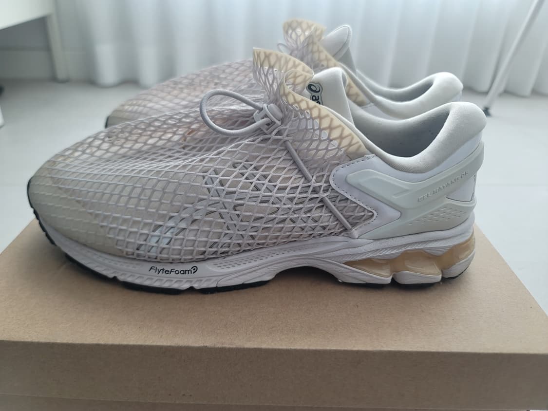 아식스 x 비비안 웨스트우드 젤 카야노 26 버치 화이트 상품이미지1