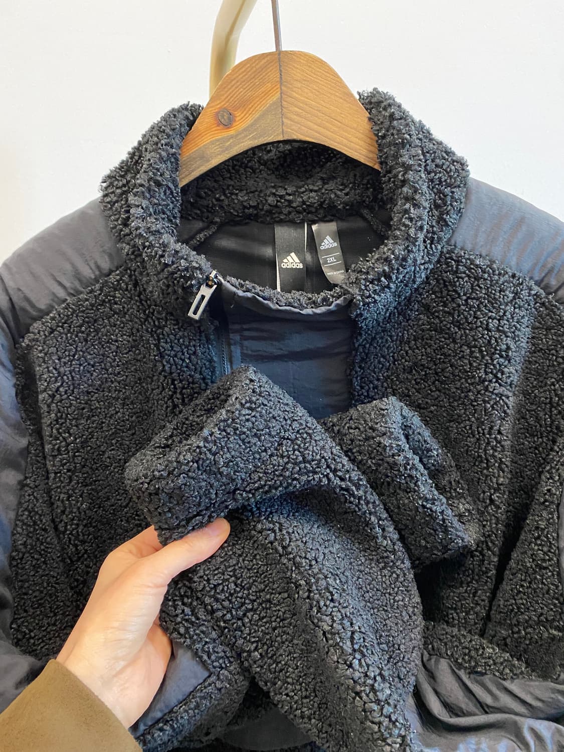 아디다스 블랙 플리스 하프 집업 상품이미지3