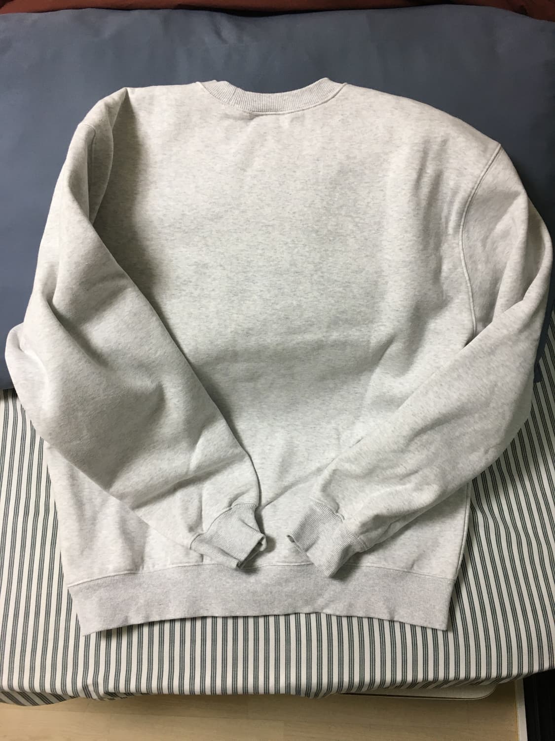 칼하트 기모 맨투맨 상품이미지2