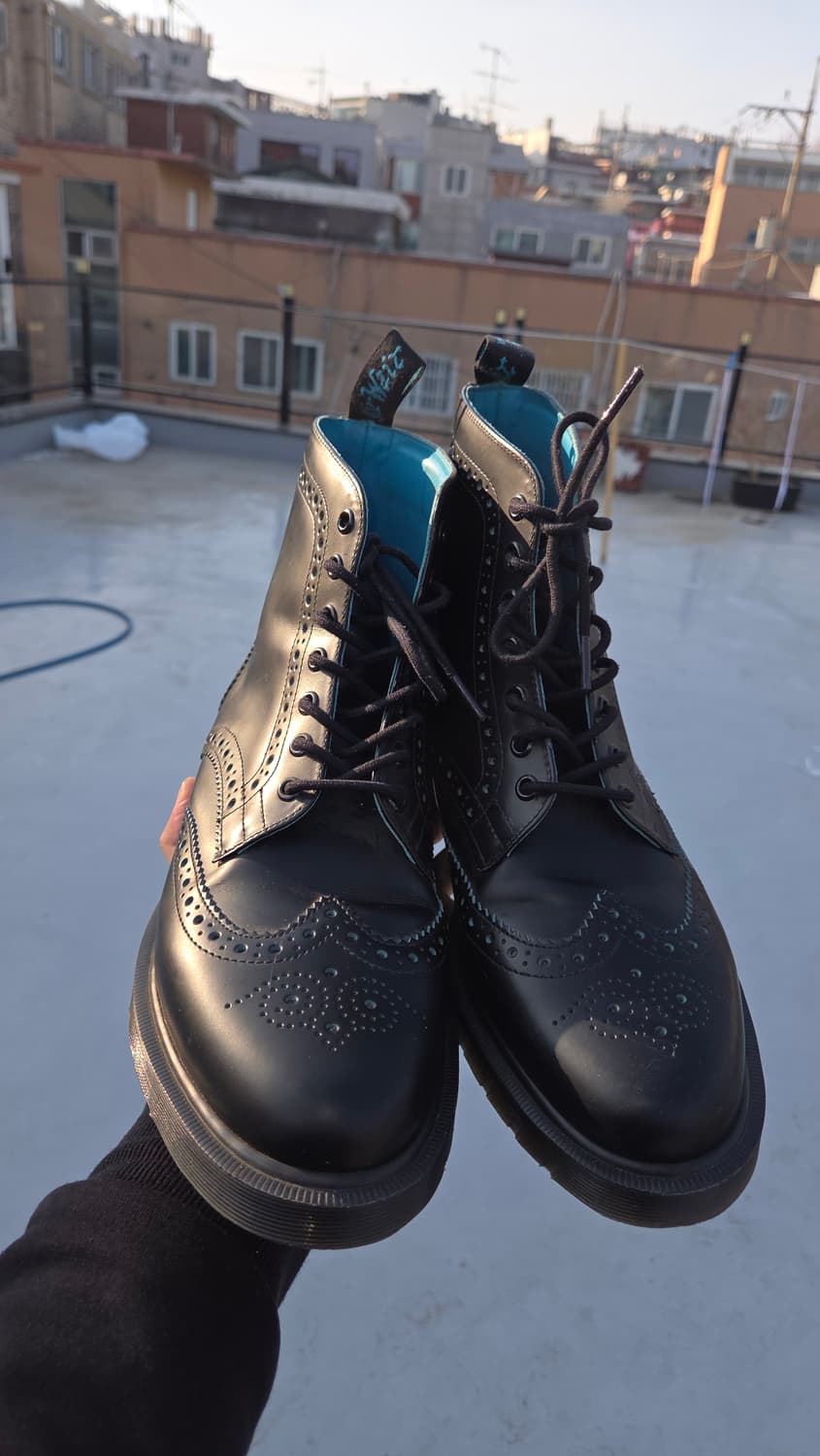 닥터마틴 윙탑부츠 290 상품이미지1