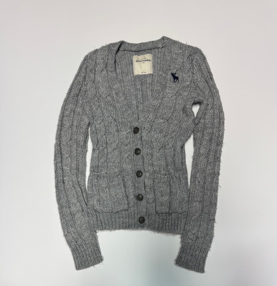 여성 아베크롬비 순록 로고 꽈배기 가디건 상품이미지1