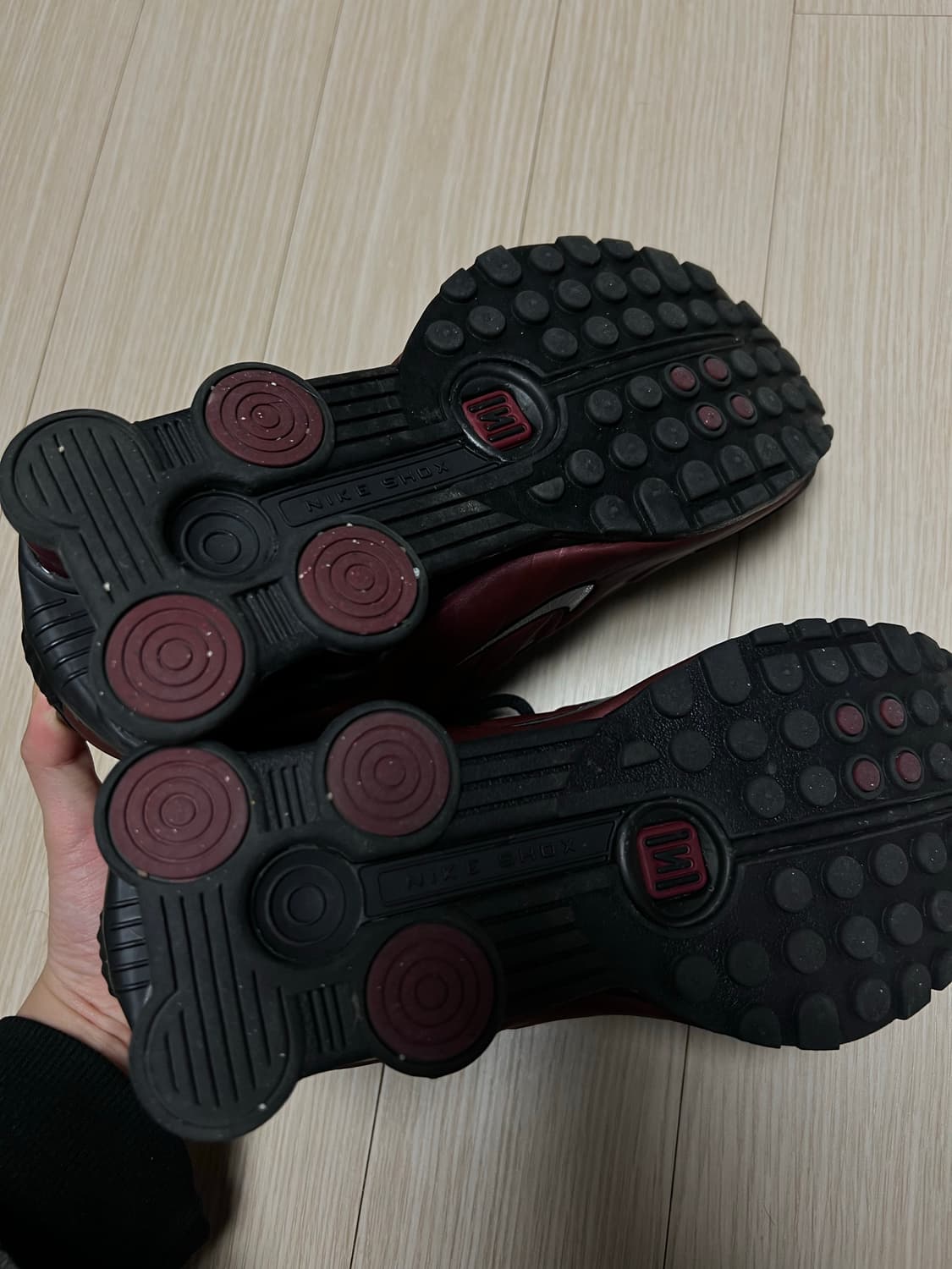 나이키 샥스 R4 240 상품이미지4