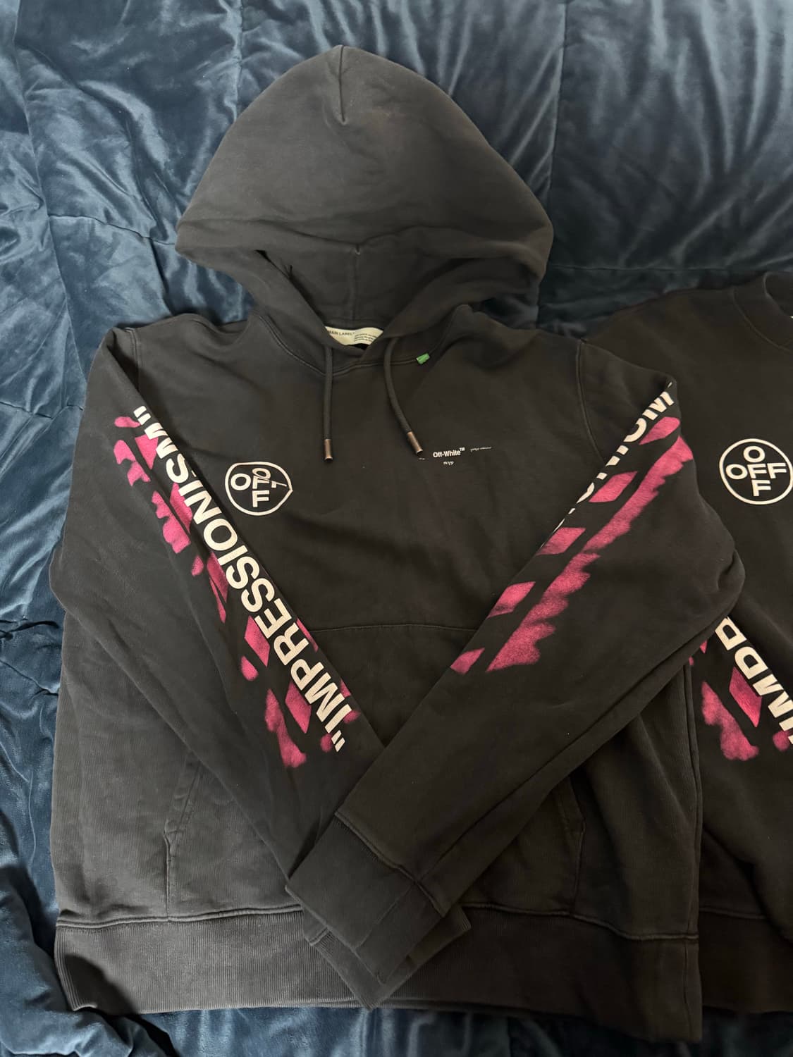 (XL) 오프화이트 스탠실 애로우 맨투맨 후드티 팝니다 상품이미지2