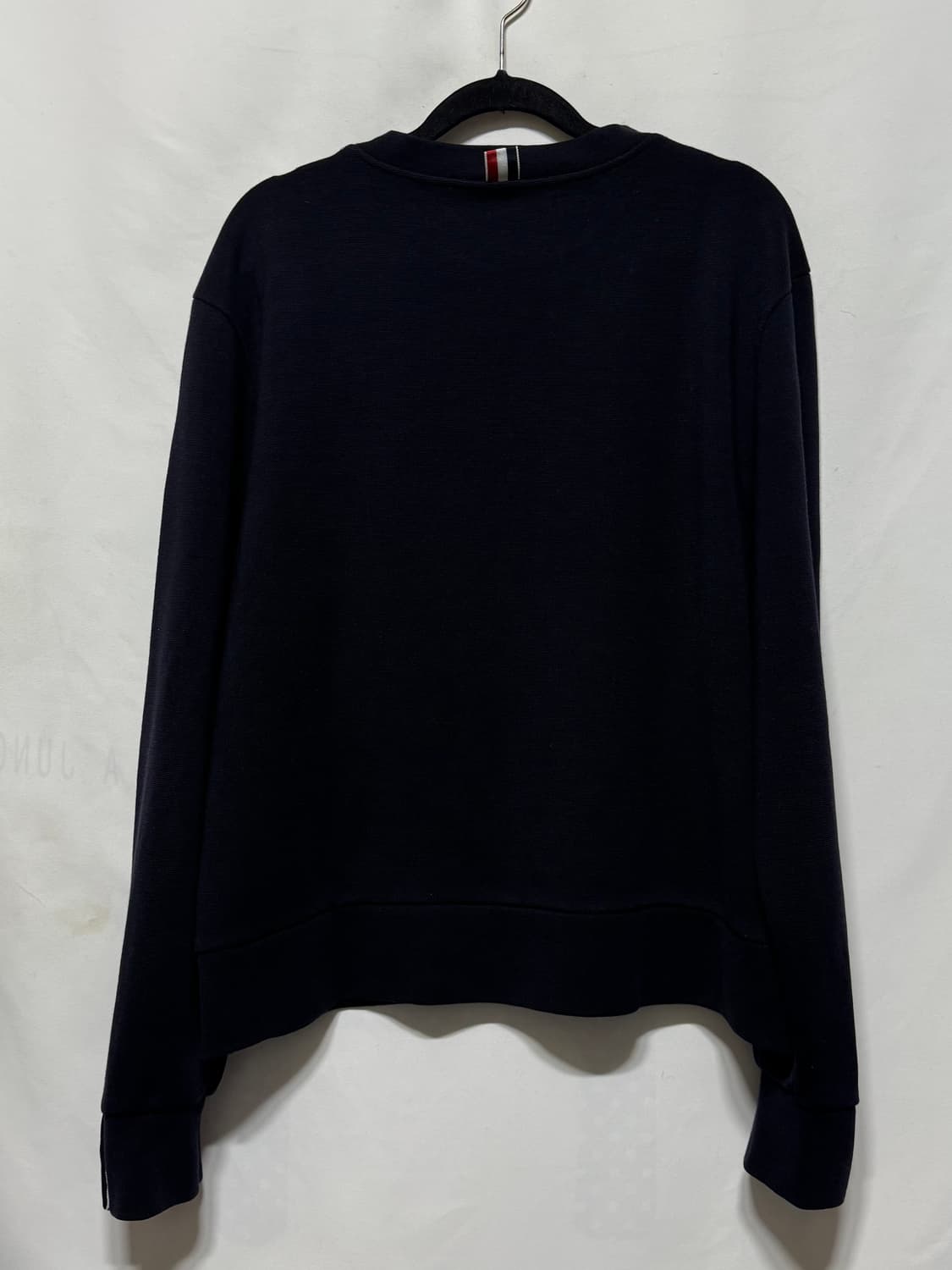 3 톰브라운 금장 버튼 울 니트 상품이미지2