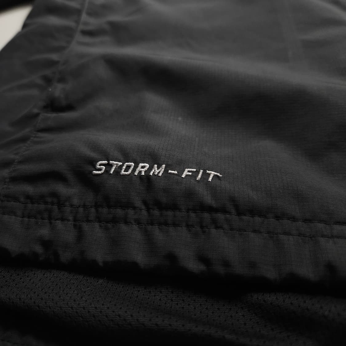 나이키 스톰핏 맨체스터 유나이티드 레인 바람막이 자켓 (M) 상품이미지3