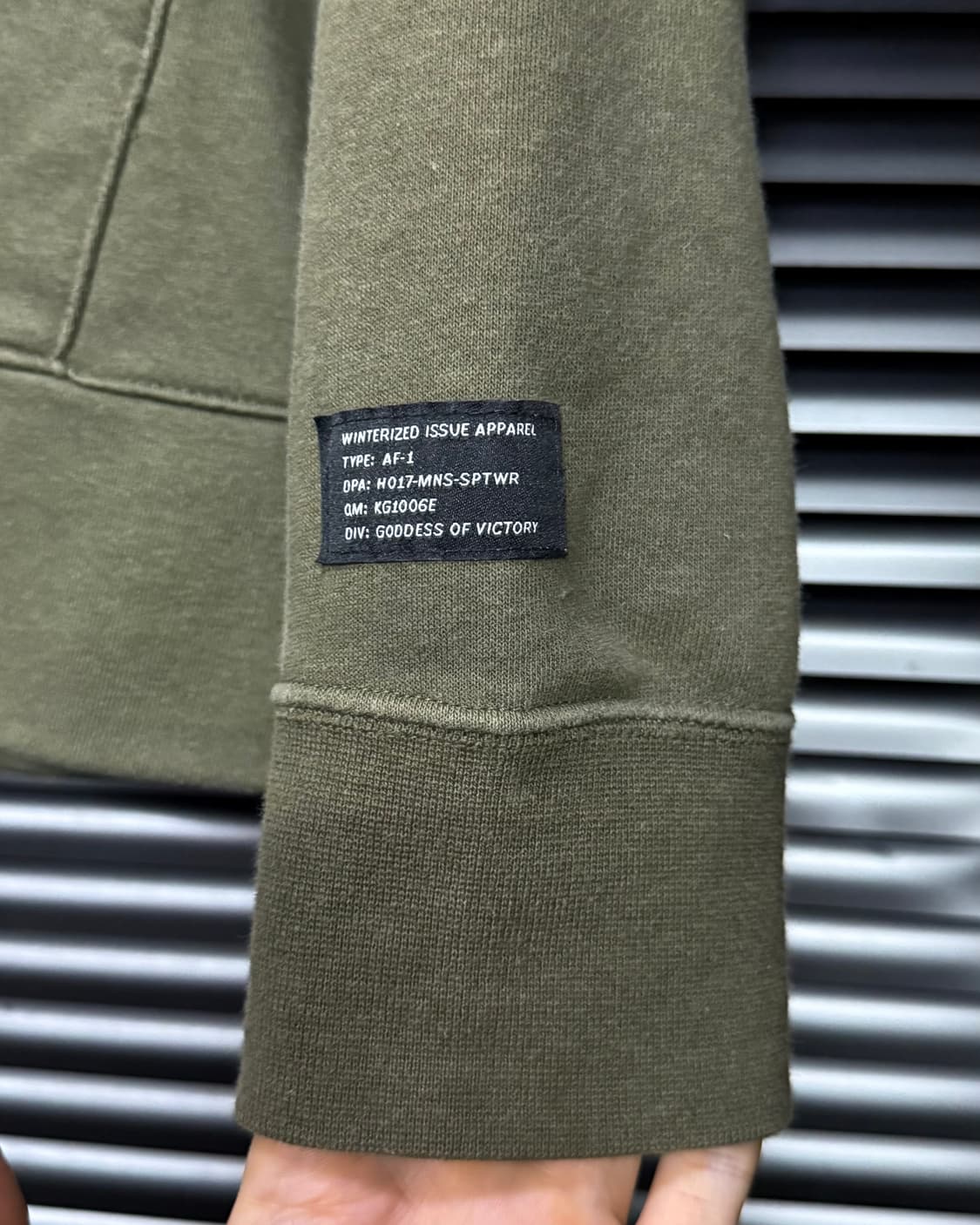 나이키 테크팩 밀리터리 카키 스웻 후드 집업 하이넥 100 런닝 에어포스 상품이미지4