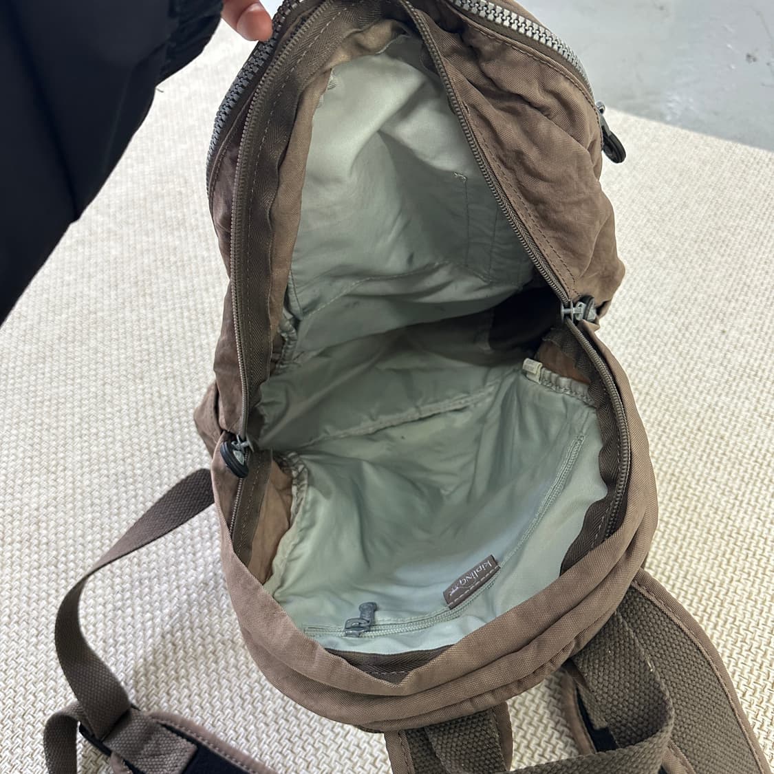 실측확인 키플링 백팩 0409D 상품이미지3