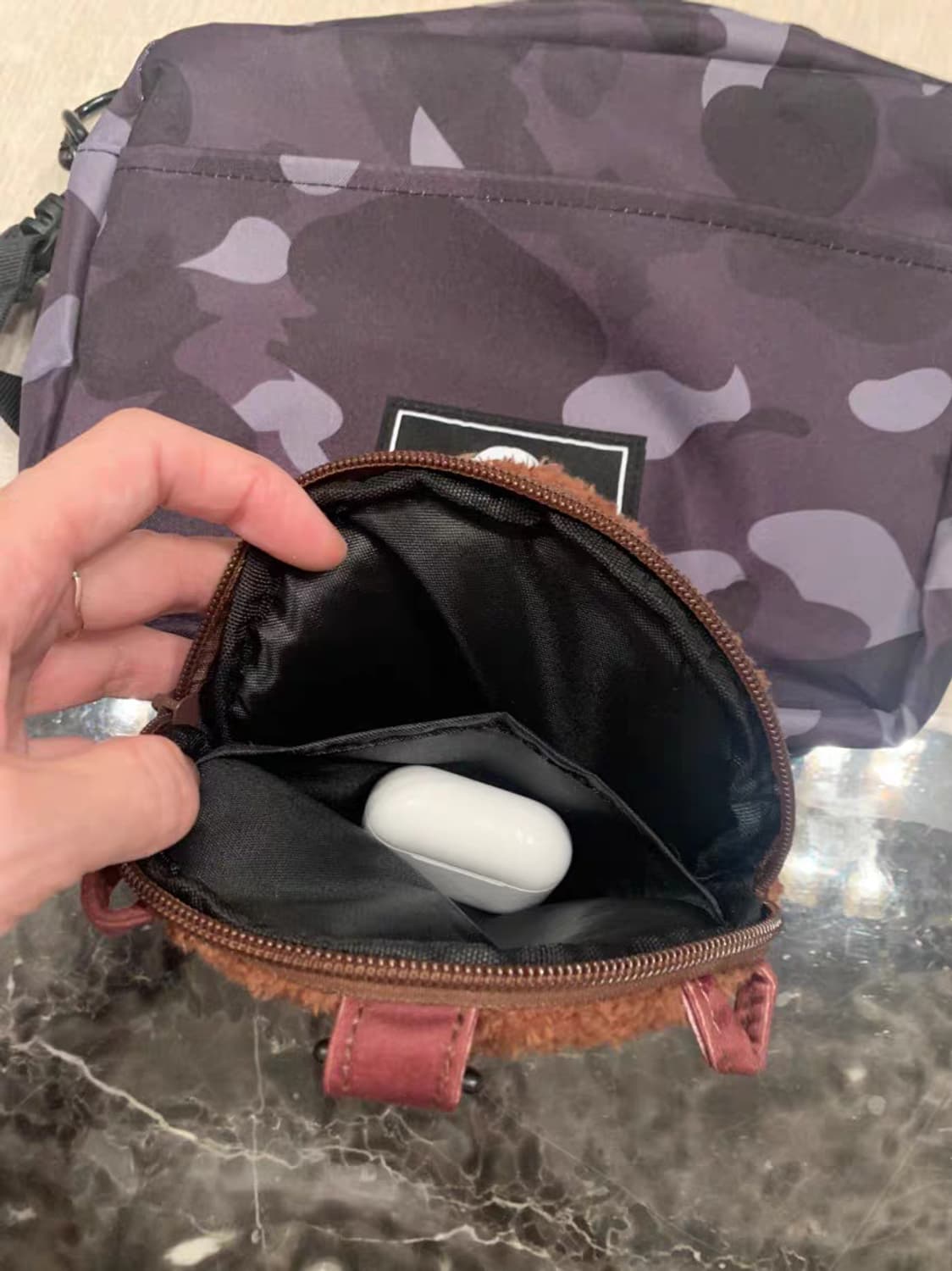 베이프 블랙 카모 사각 숄더백 사이드백 + 마일로 동전 지갑 상품이미지5