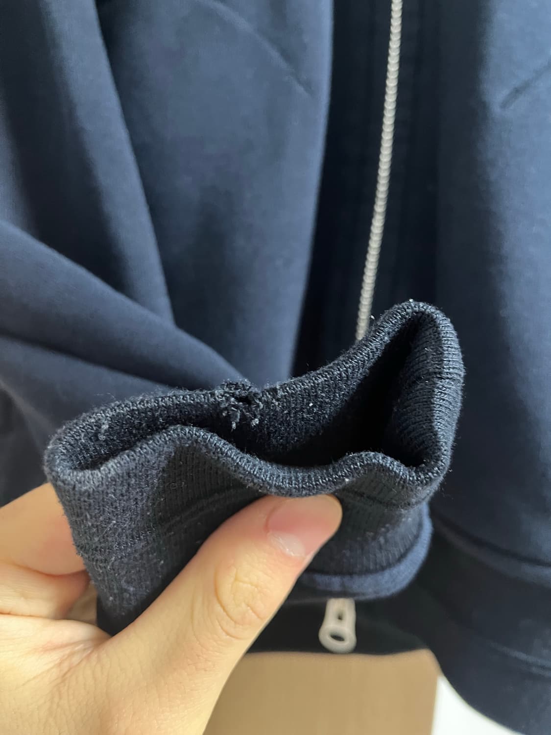 도큐먼트 후드집업 네이비M 상품이미지3