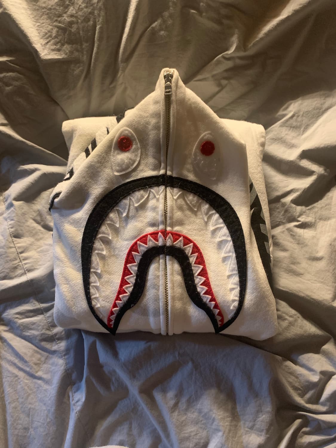 베이프 샤크후드 판매/교신 상품이미지1