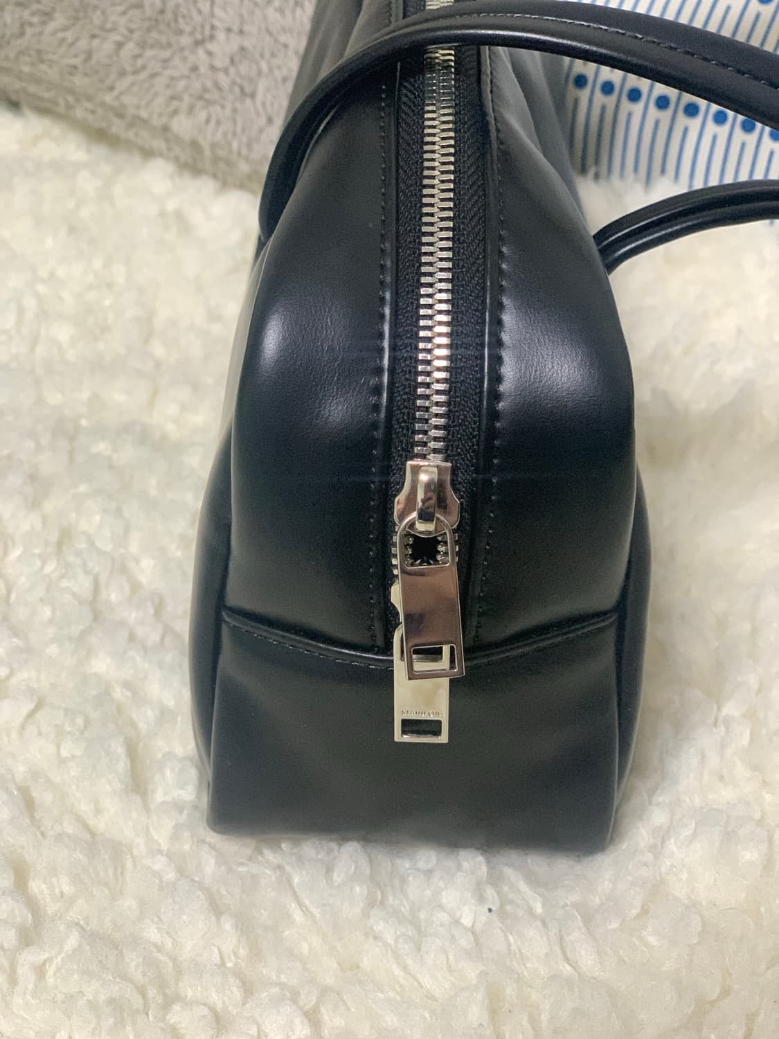 스탠드오일 모어 바게트백 블랙 상품이미지5