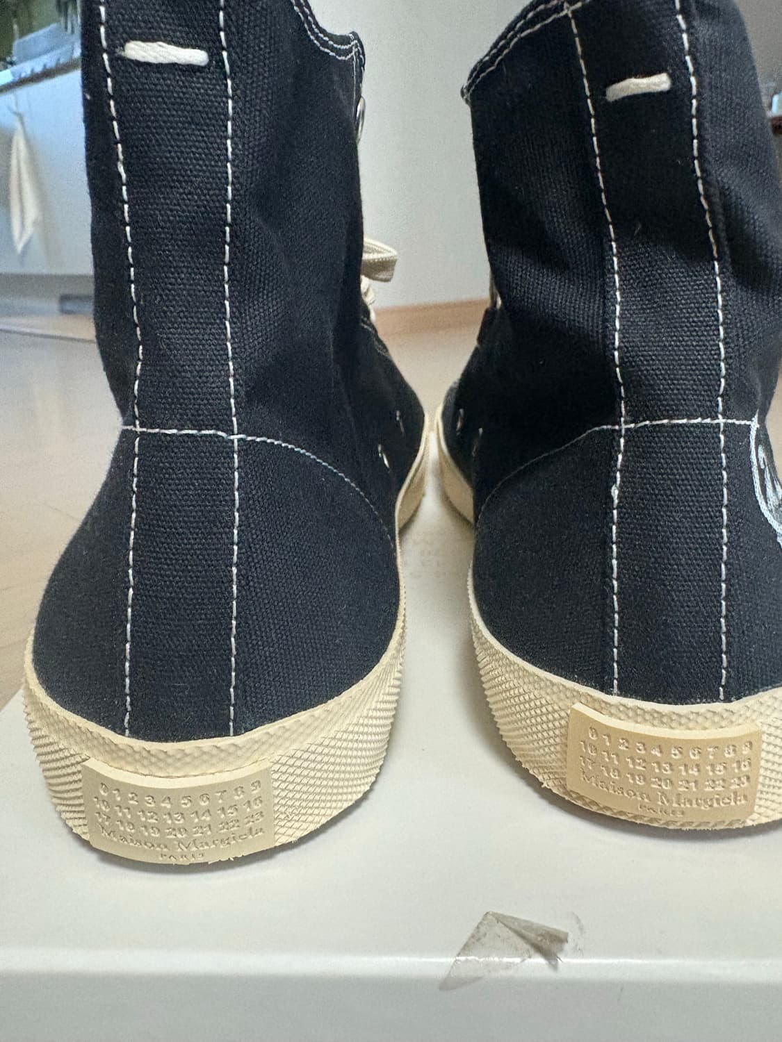 마르지엘라 타비 스니커즈 43 블랙 상품이미지2