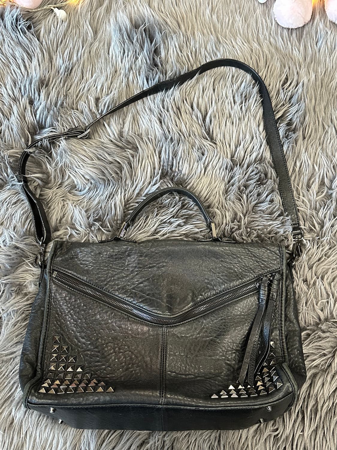 질스튜어트 JILLSTUART 스터드 레더 보스턴백 상품이미지1