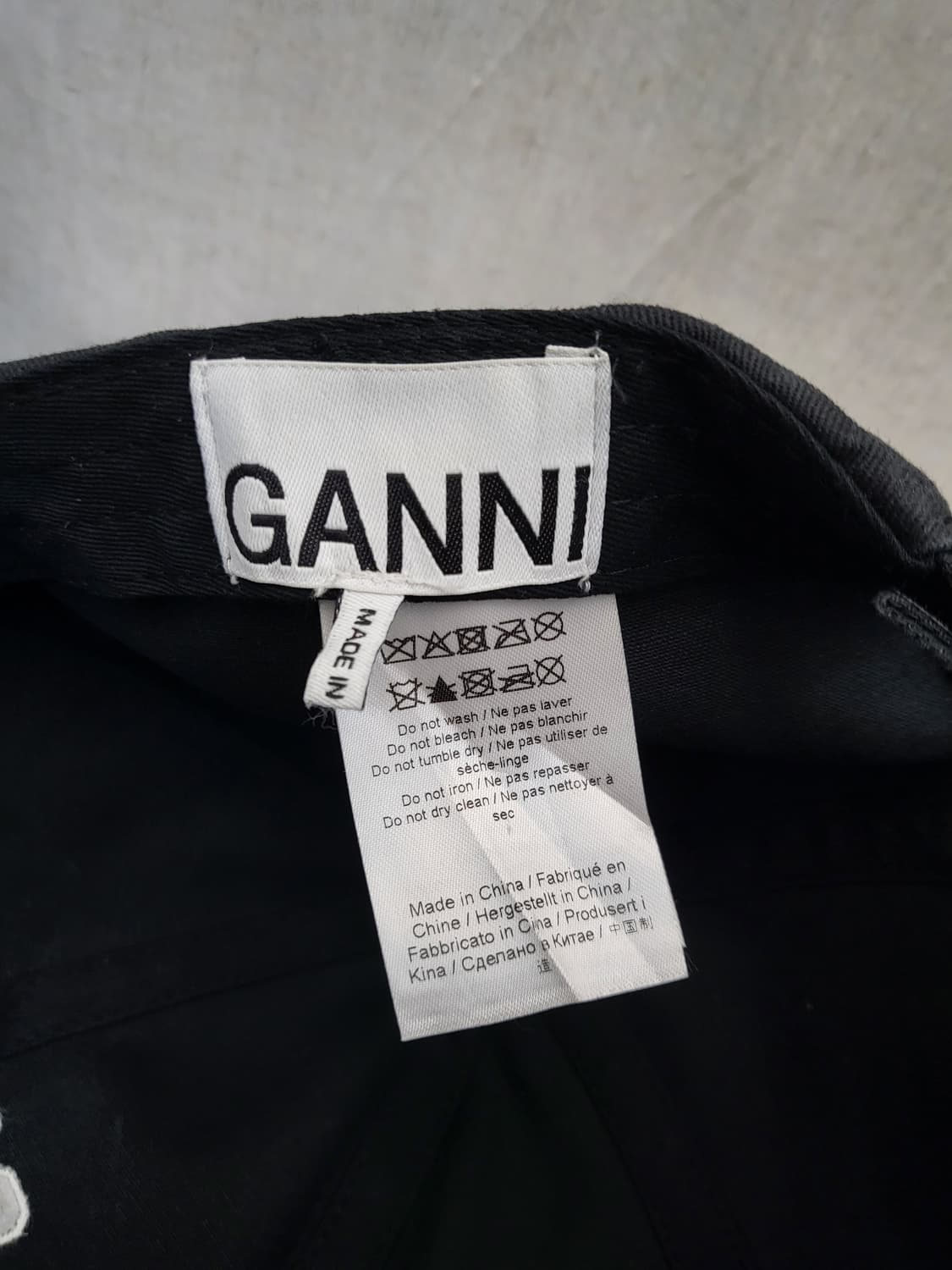 GANNI 블랙 볼캡 상품이미지6