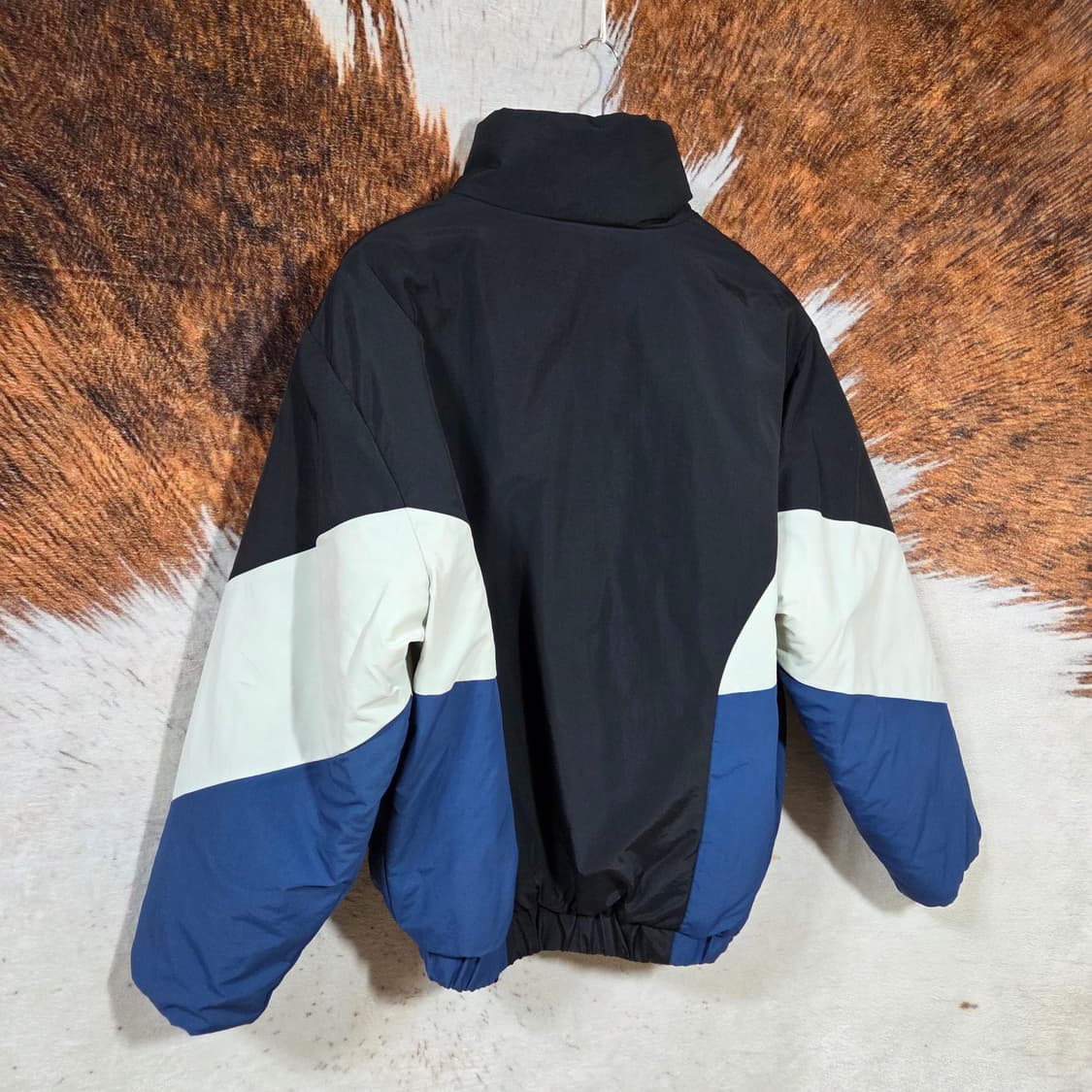 빈티지 블랙 블루 배색 패딩 점퍼 상품이미지5