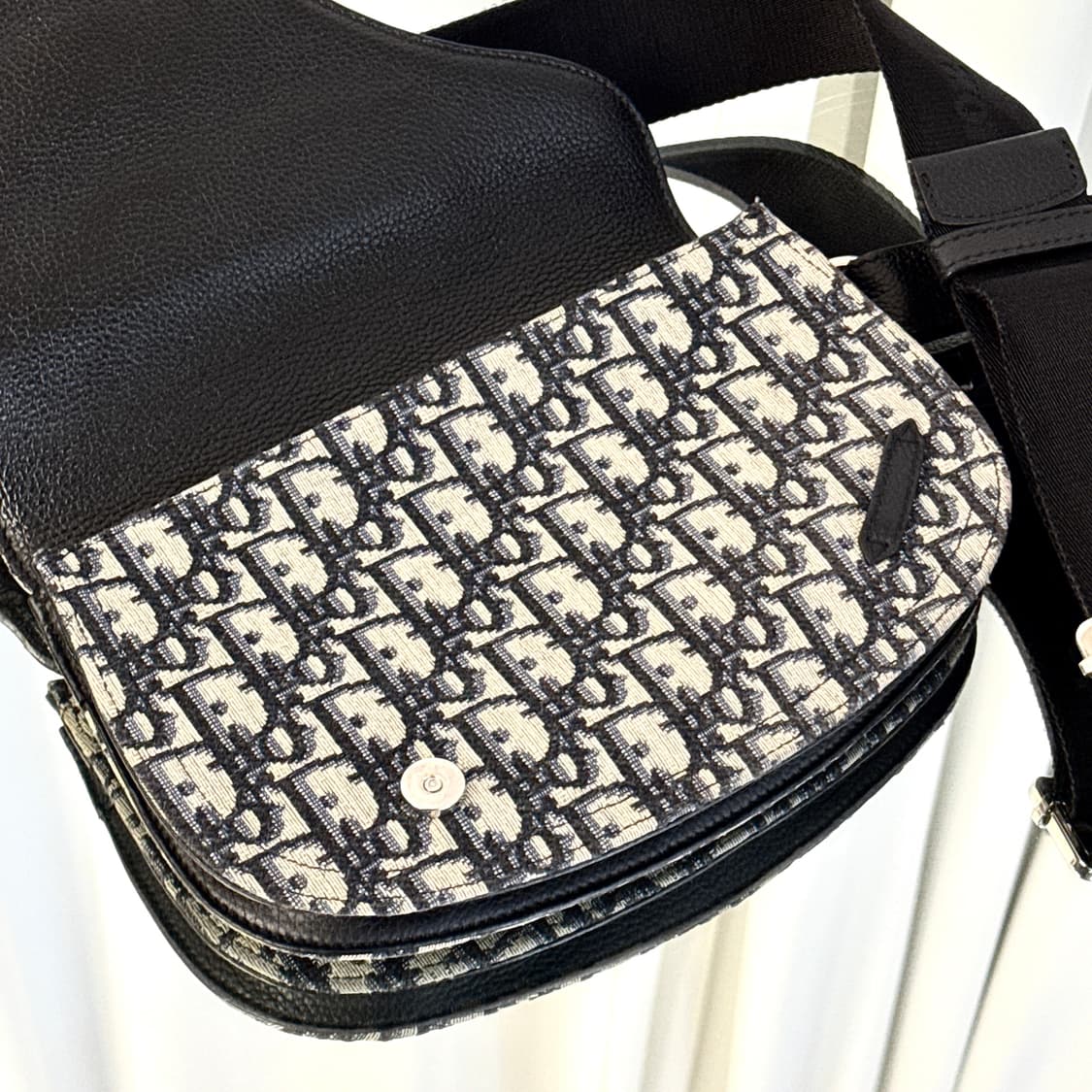 디올 오블리크 새들 메신저백 1ADPO325 상품이미지6