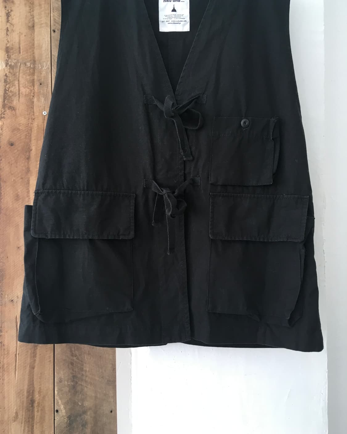 [niko and…] Black Cotton Vest 상품이미지2