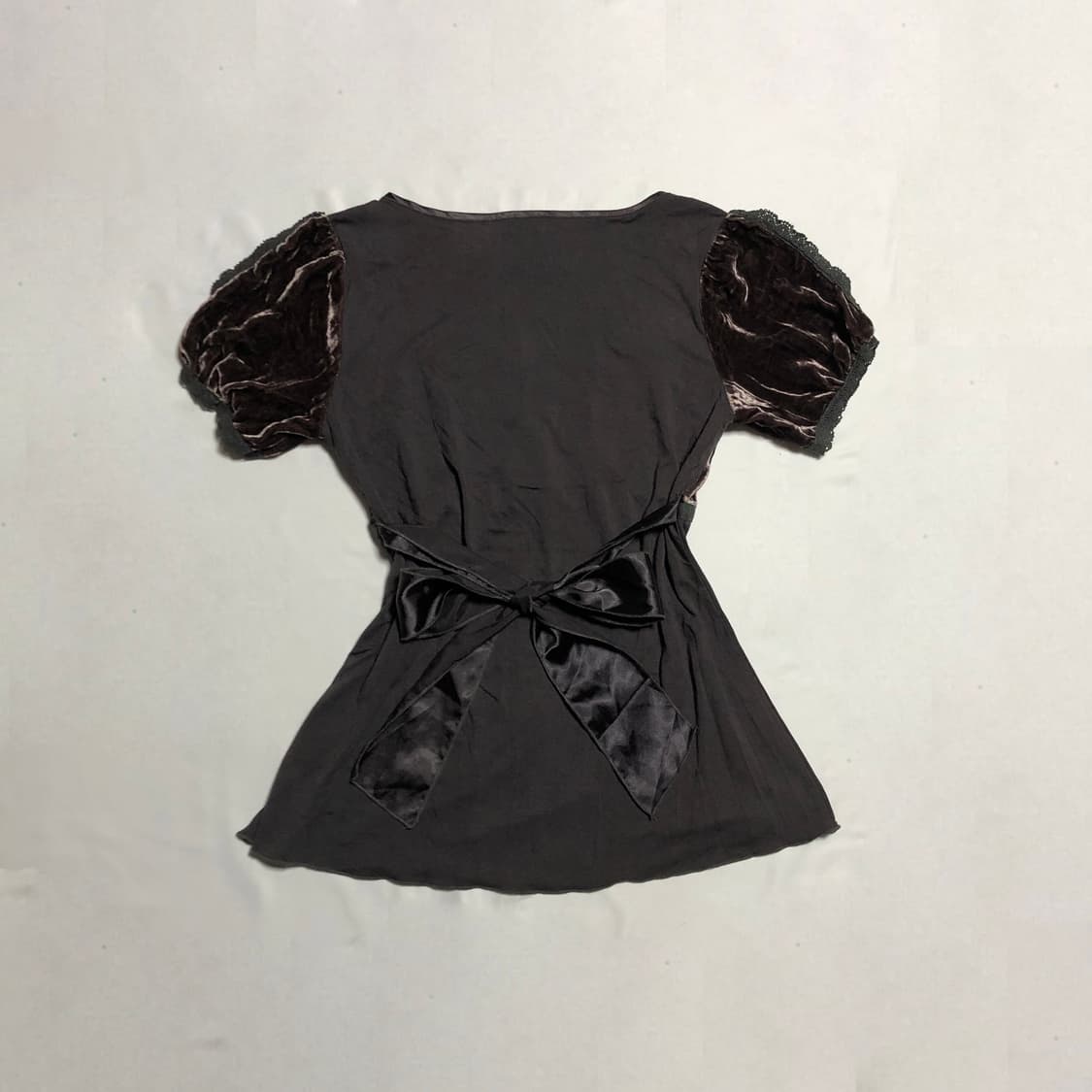 허리 리본 레이스 탑 브라운 상품이미지3