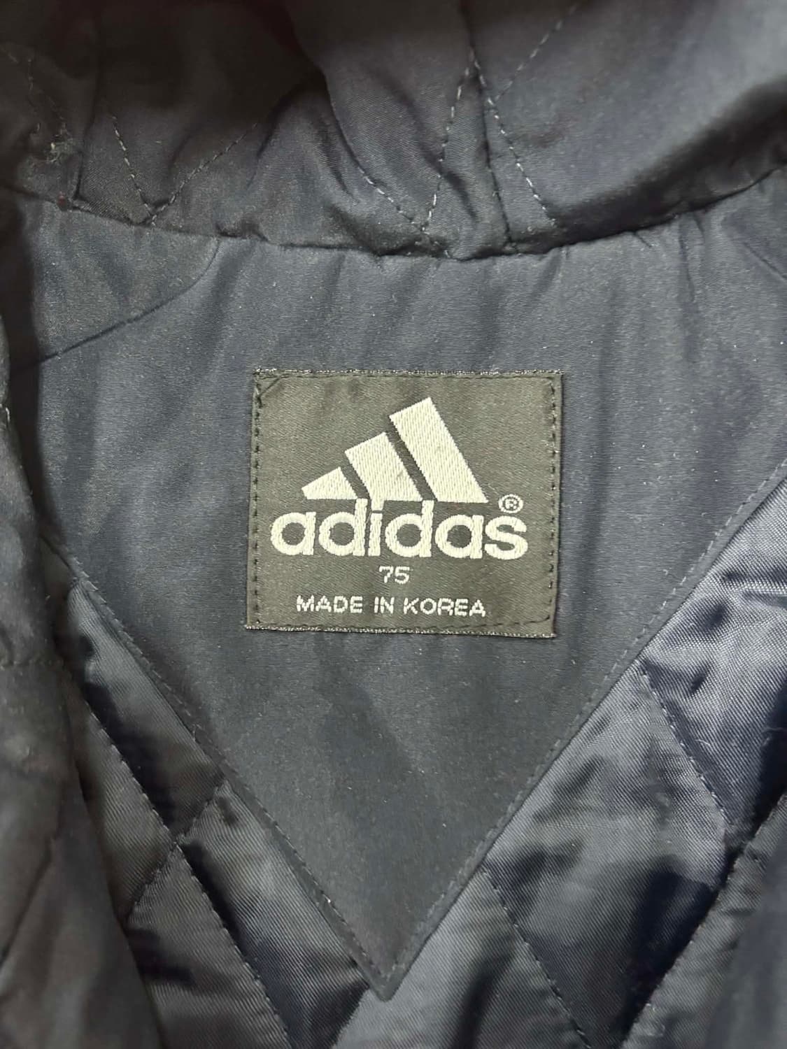 아디다스 올드스쿨 레트로 누빔 패디드 자켓 희귀져지(75) 상품이미지4