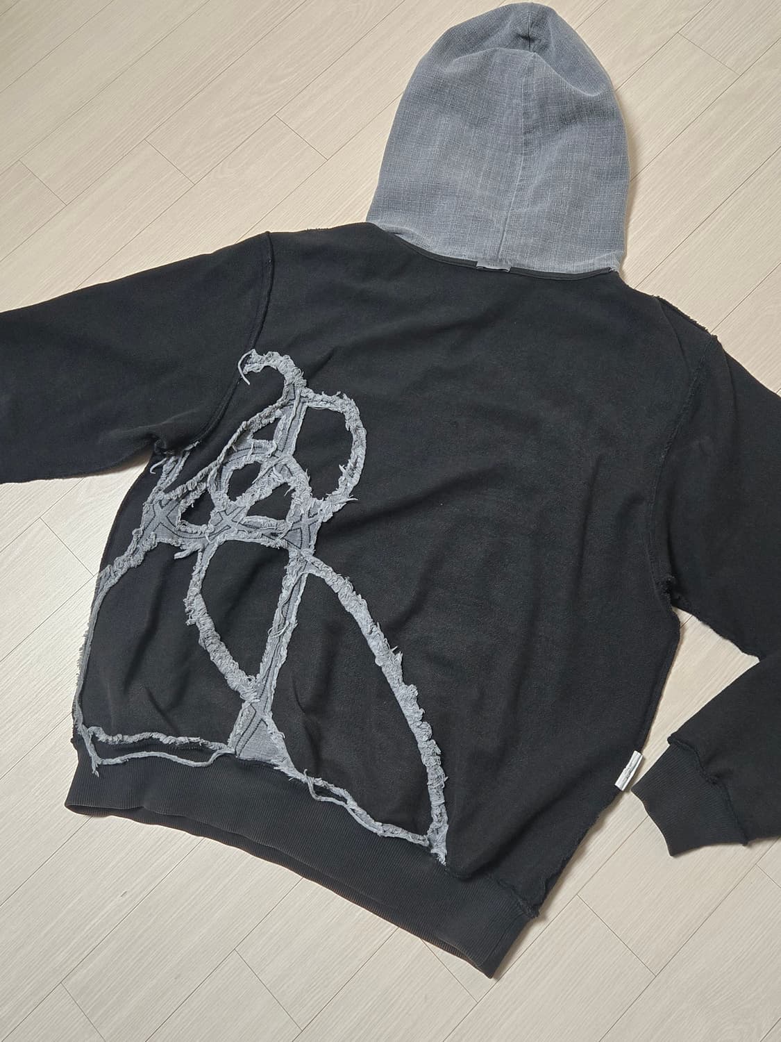 [3]엑슬림 EP.4 SYNOPSIS 01HOODIE CHARCOAL 상품이미지2