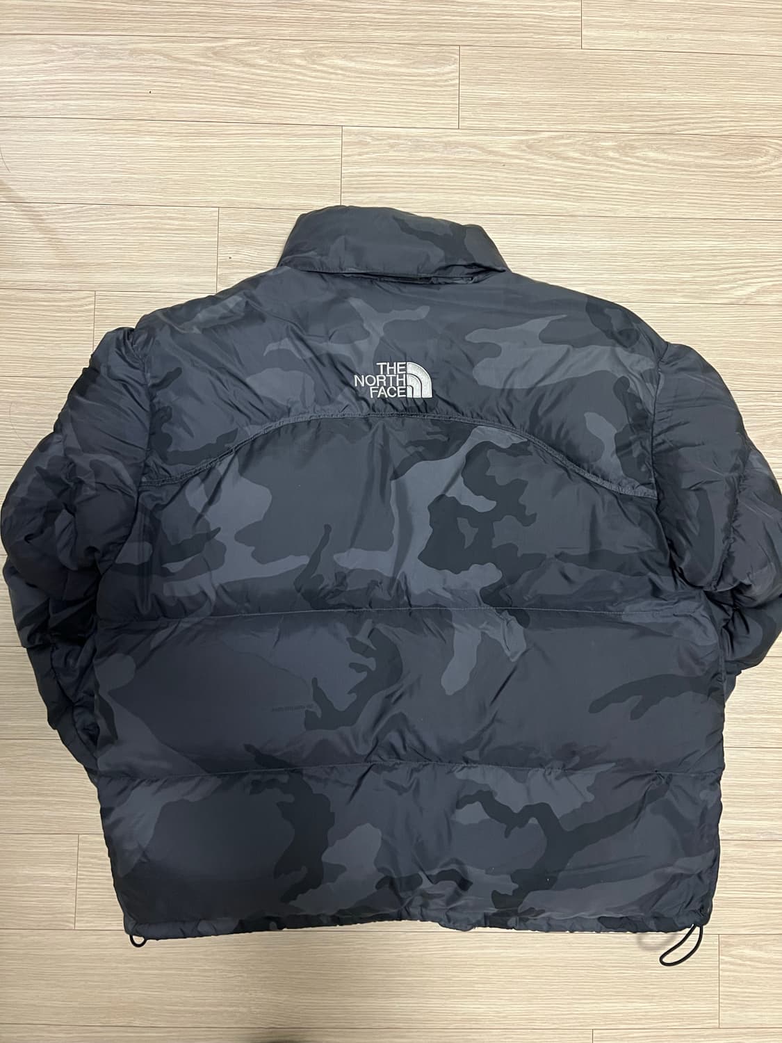 노스페이스 블랙카모 눕시 센터로고 M사이즈 상품이미지5