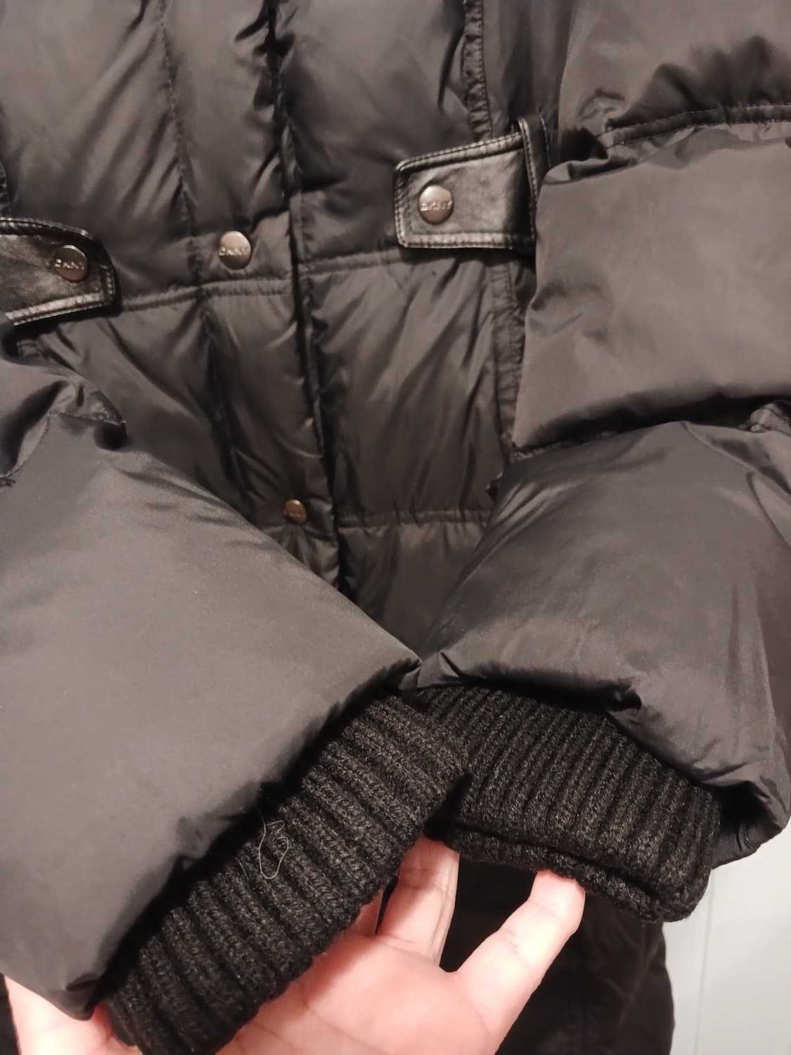 디케이엔와이 해외판 정품 여성 롱패딩 S 사이즈 상품이미지6