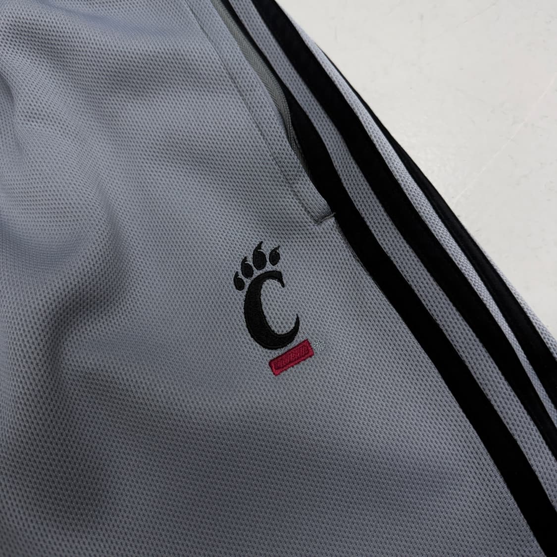 아디다스 00s 삼선 올드스쿨 와이드 트랙팬츠 상품이미지4