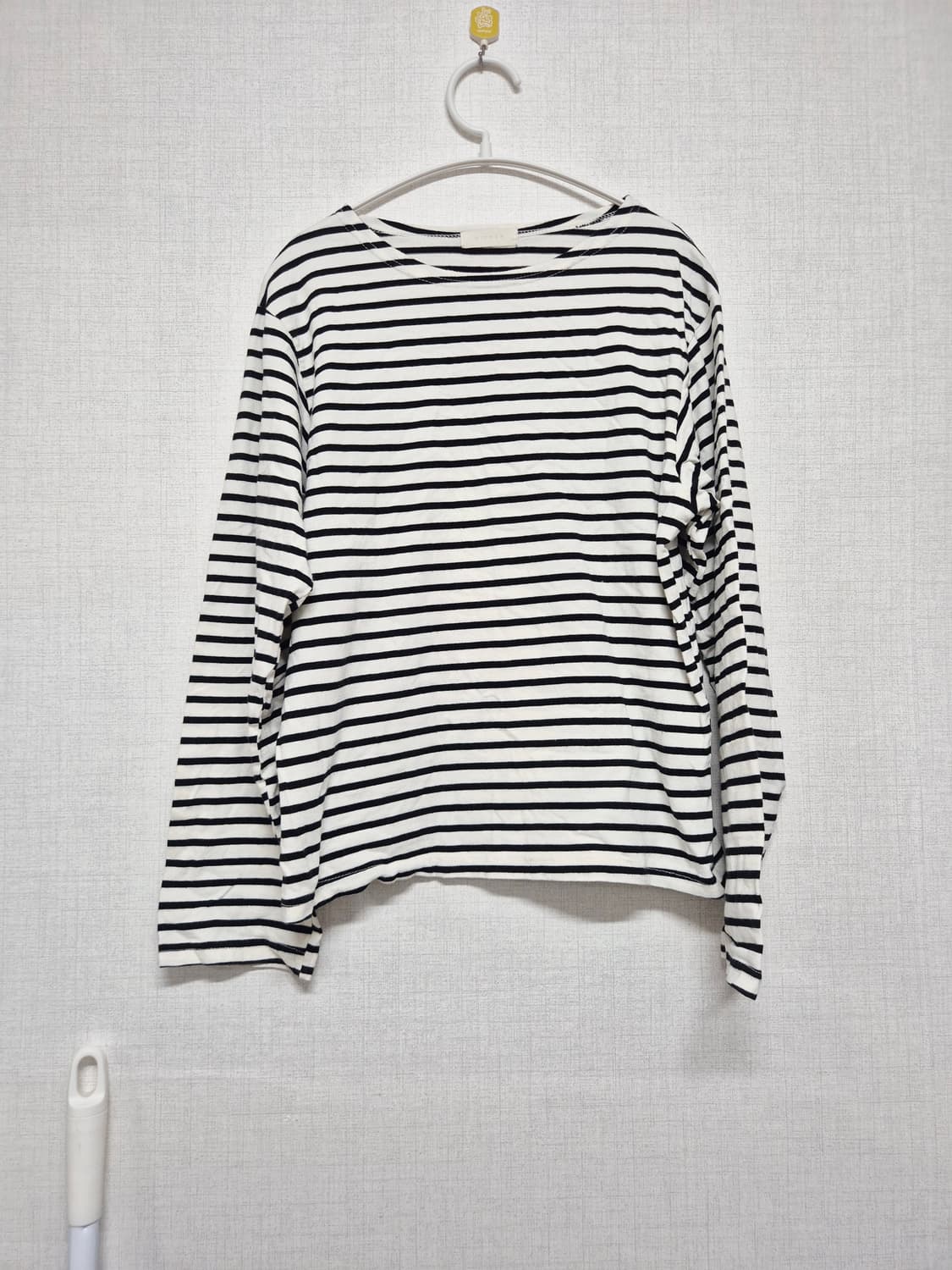 단가라 스트라이프 긴팔 티셔츠 상품이미지1